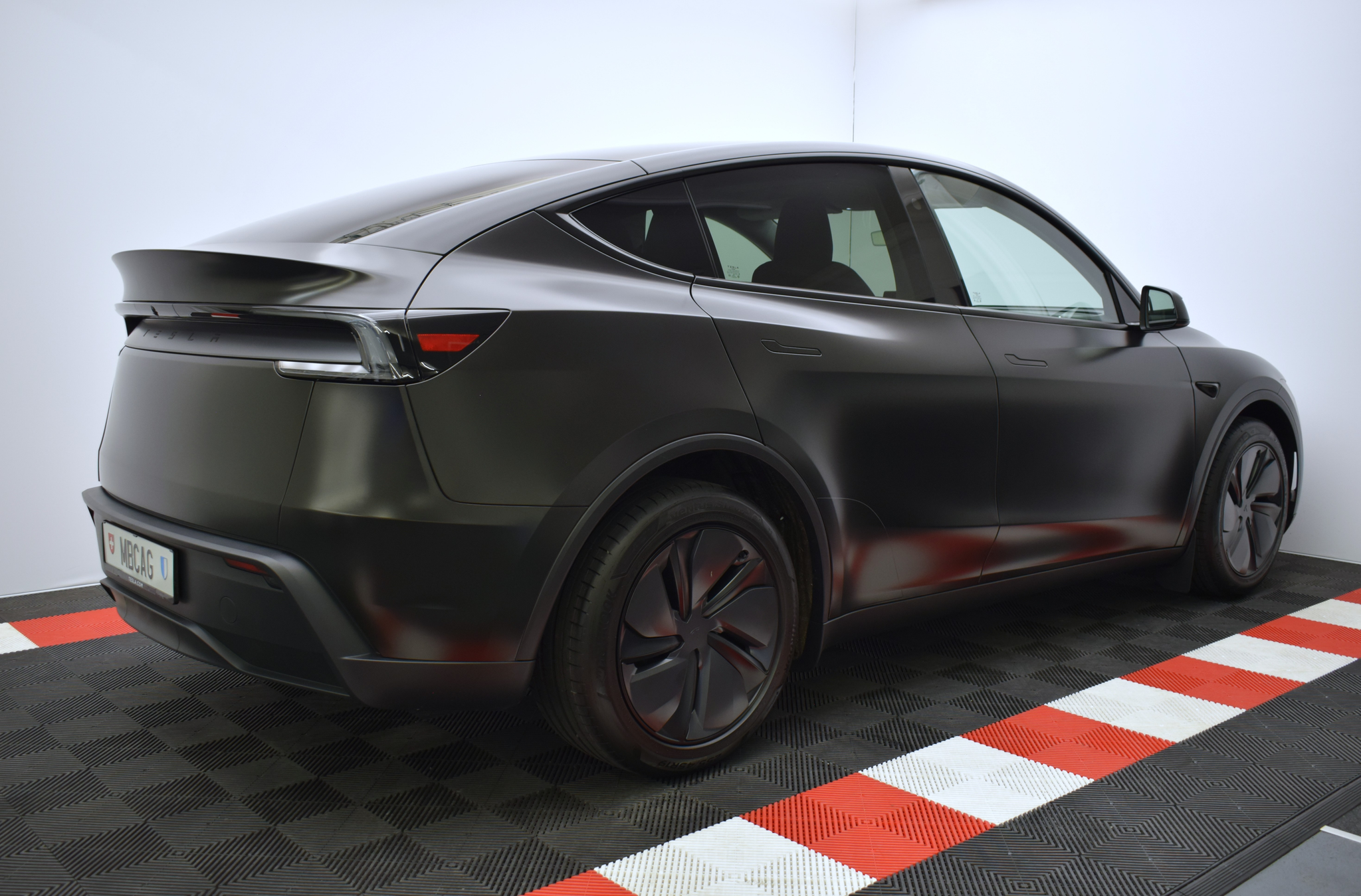 listing desktop thumbnail image 13