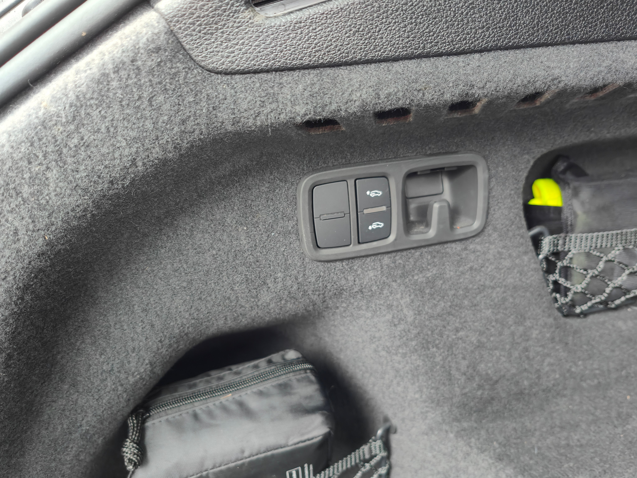 listing desktop thumbnail image 12