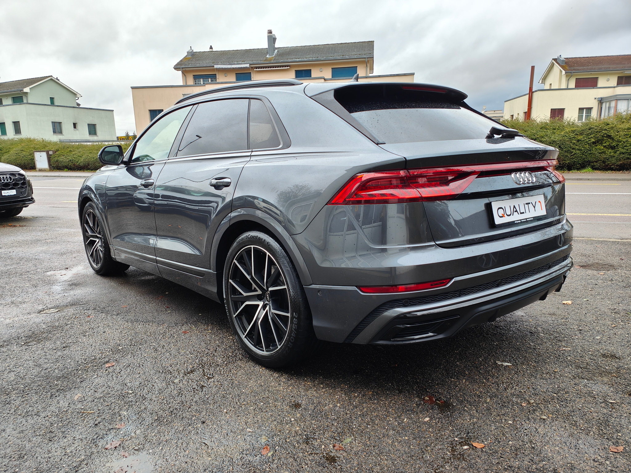 listing desktop thumbnail image 6