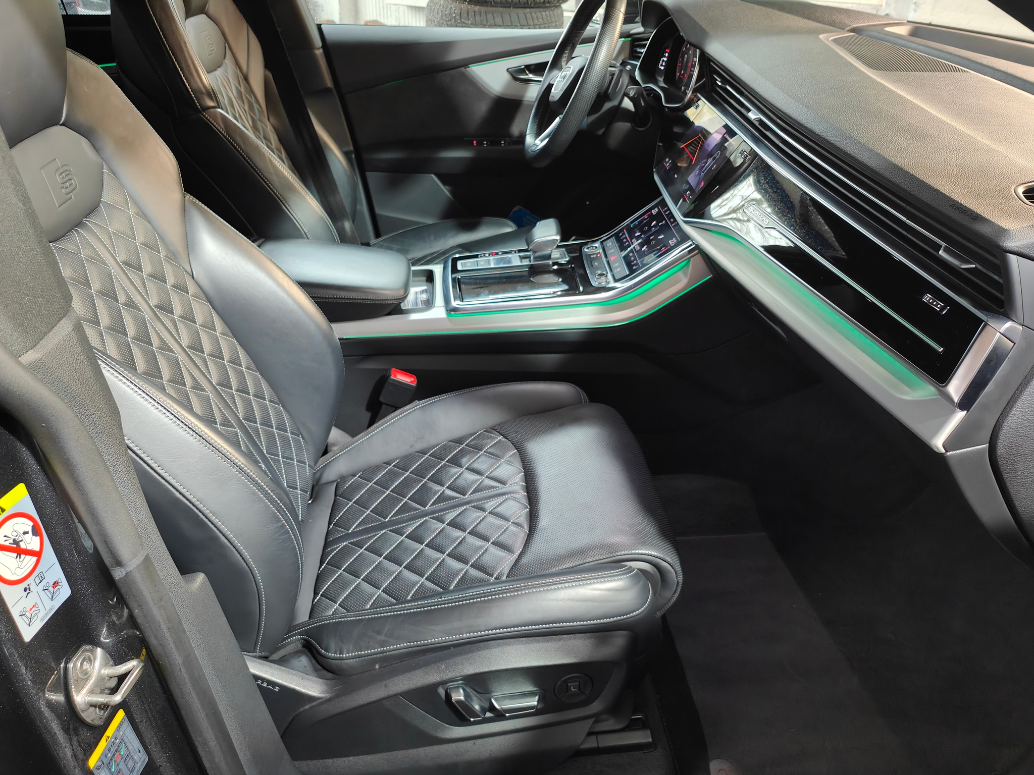 listing desktop thumbnail image 15