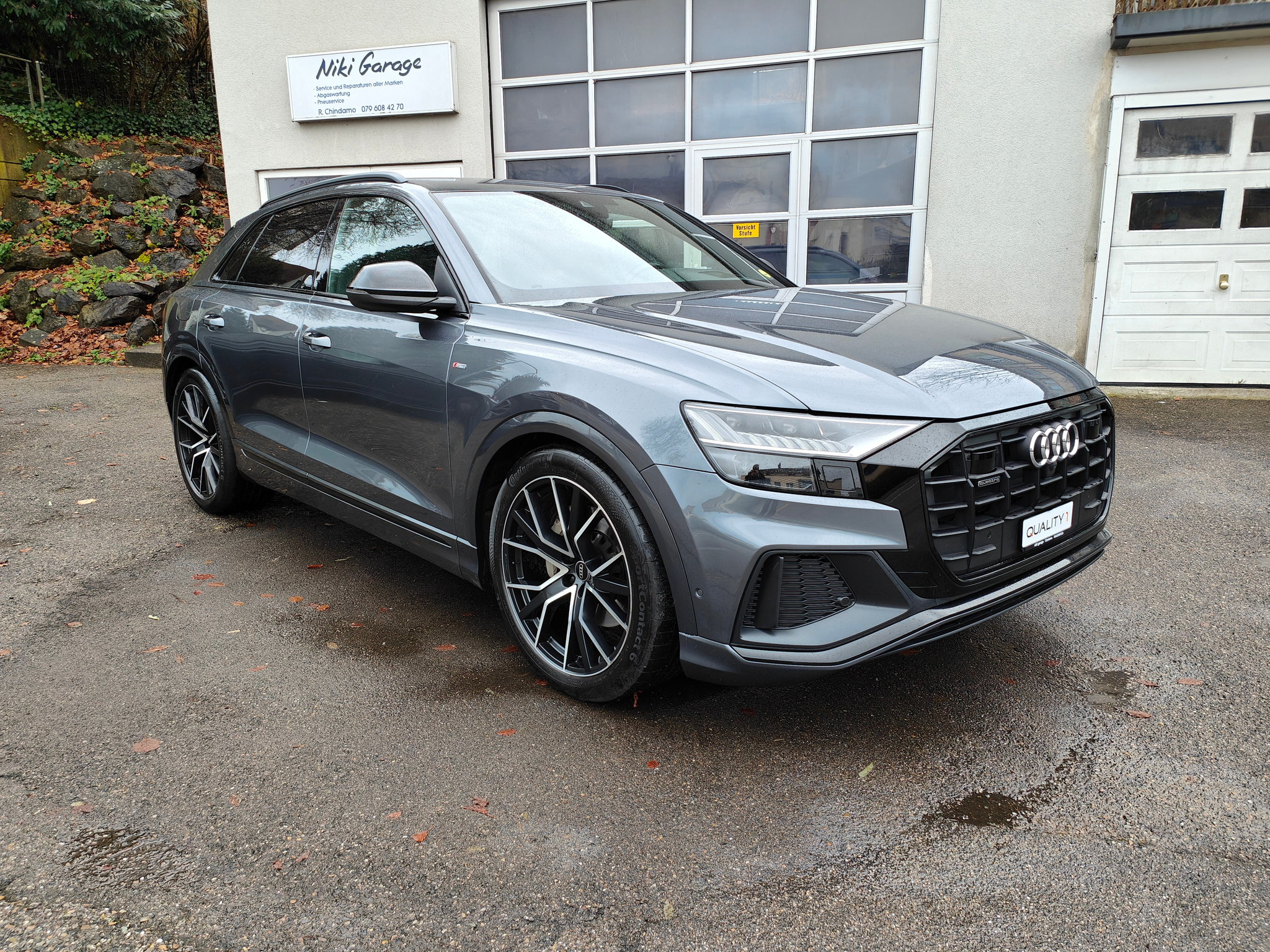 listing desktop thumbnail image 3