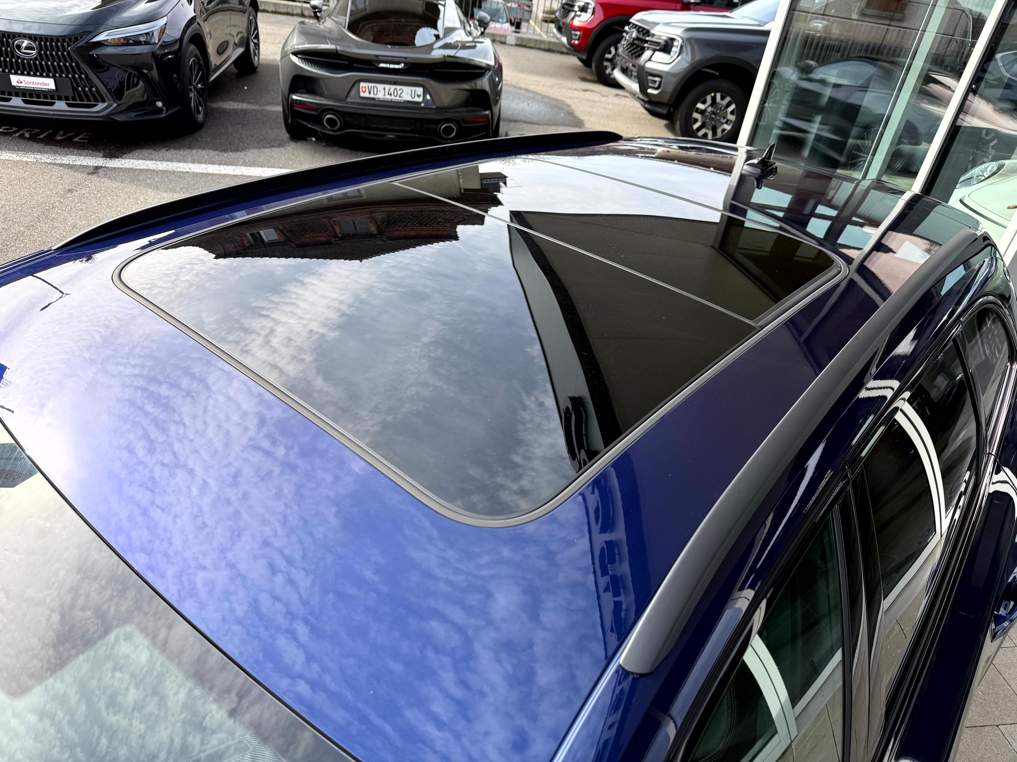 listing desktop thumbnail image 7