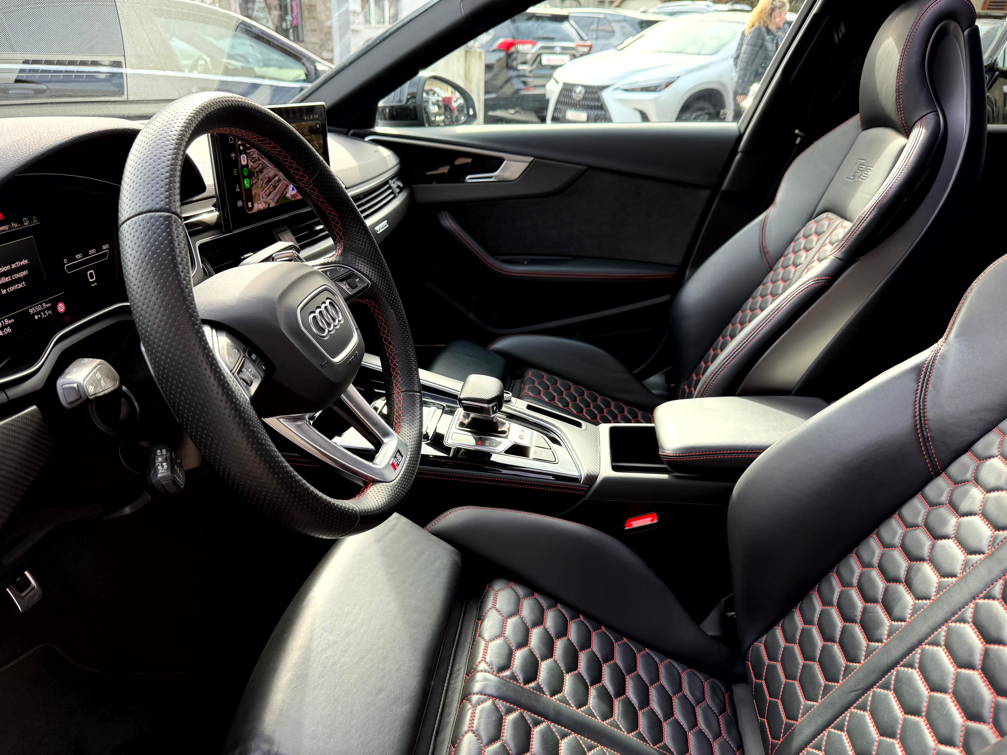 listing desktop thumbnail image 15