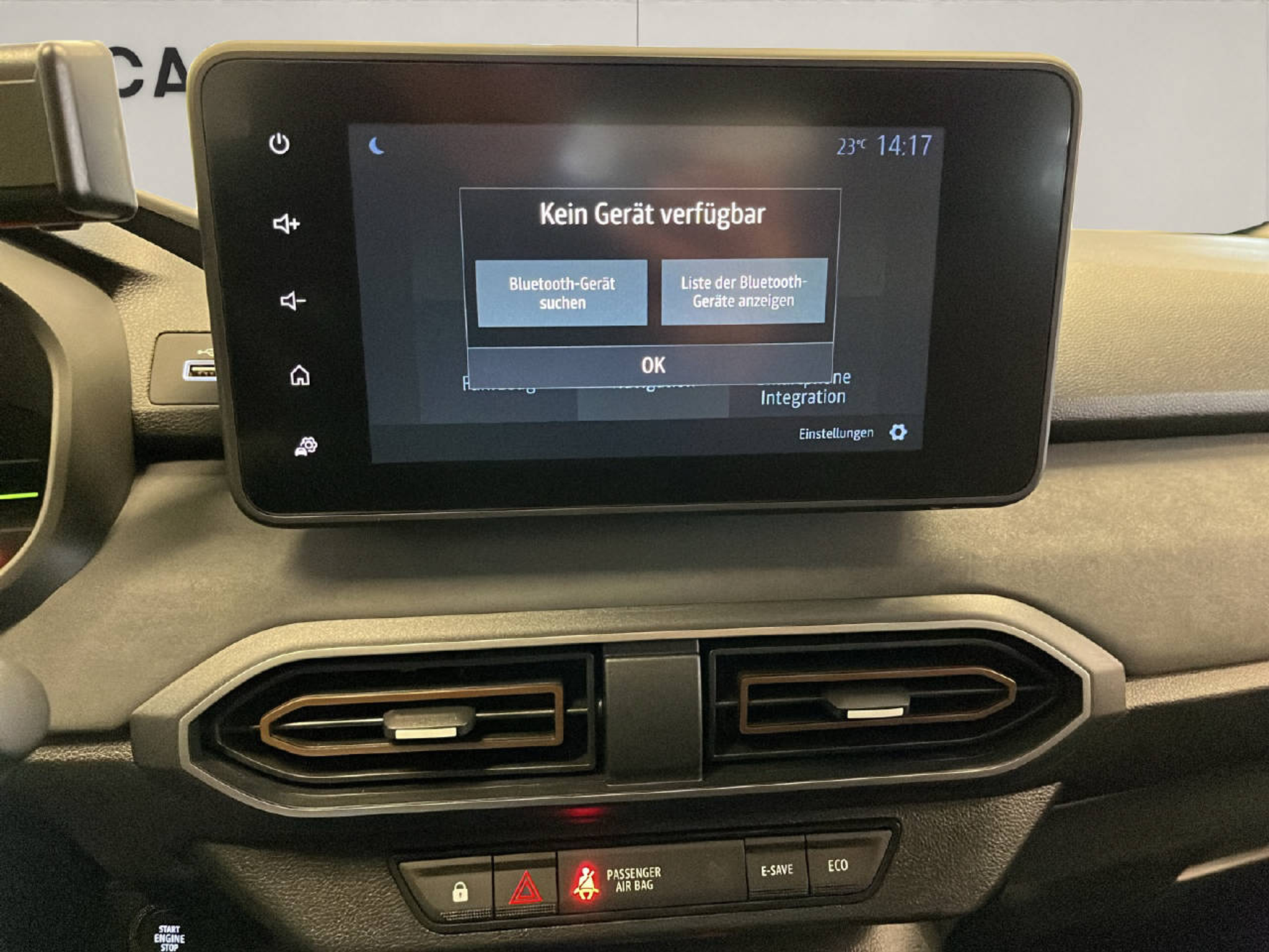 listing desktop thumbnail image 11