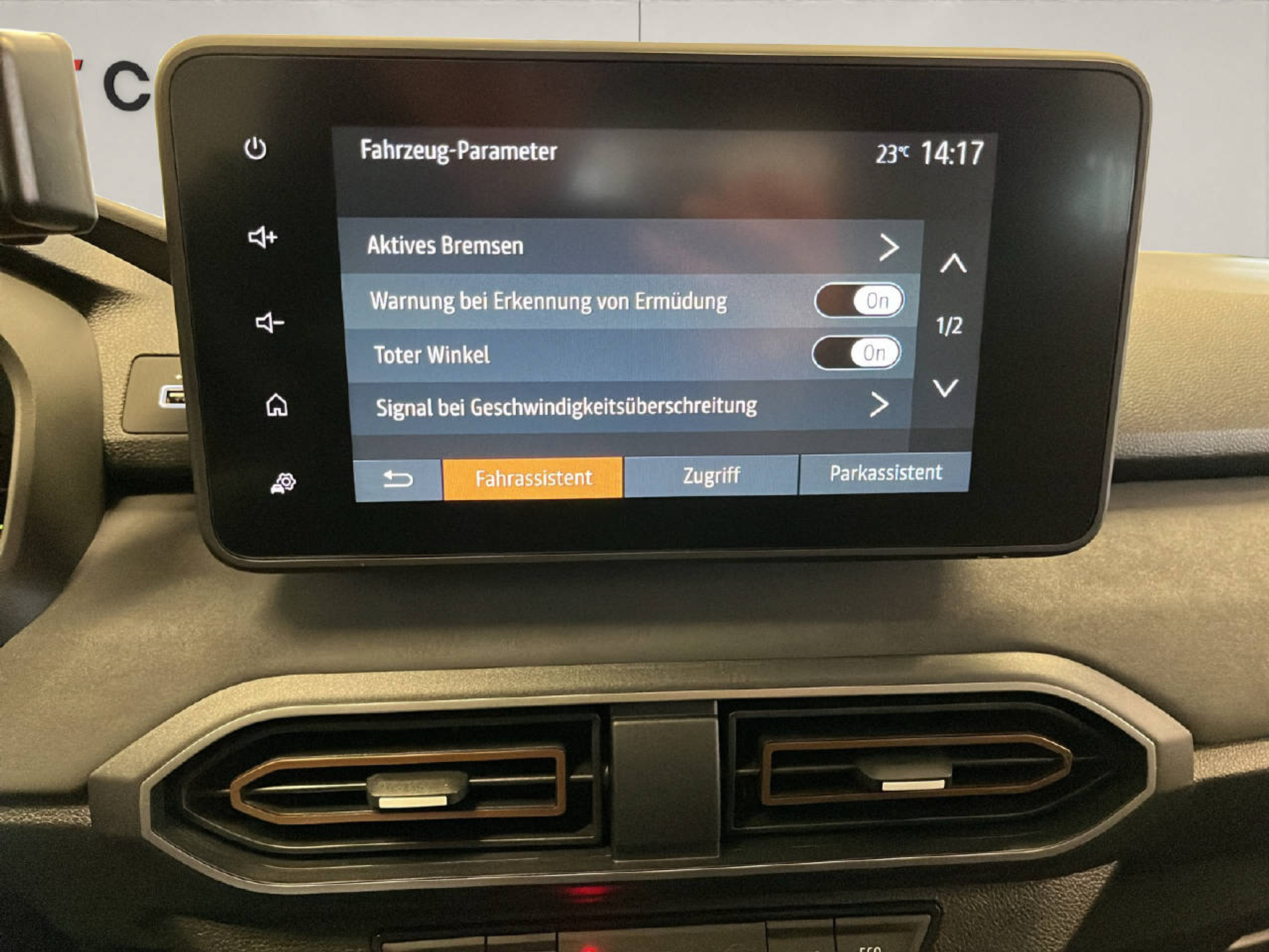 listing desktop thumbnail image 12