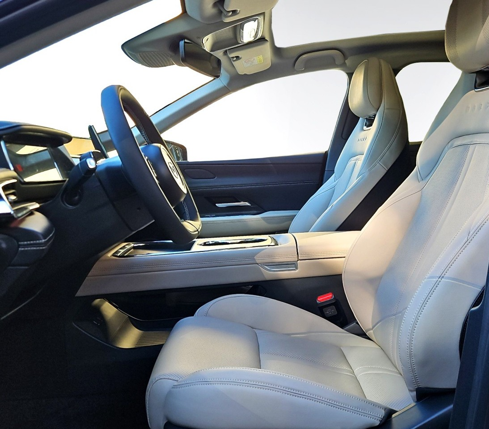 listing desktop thumbnail image 7