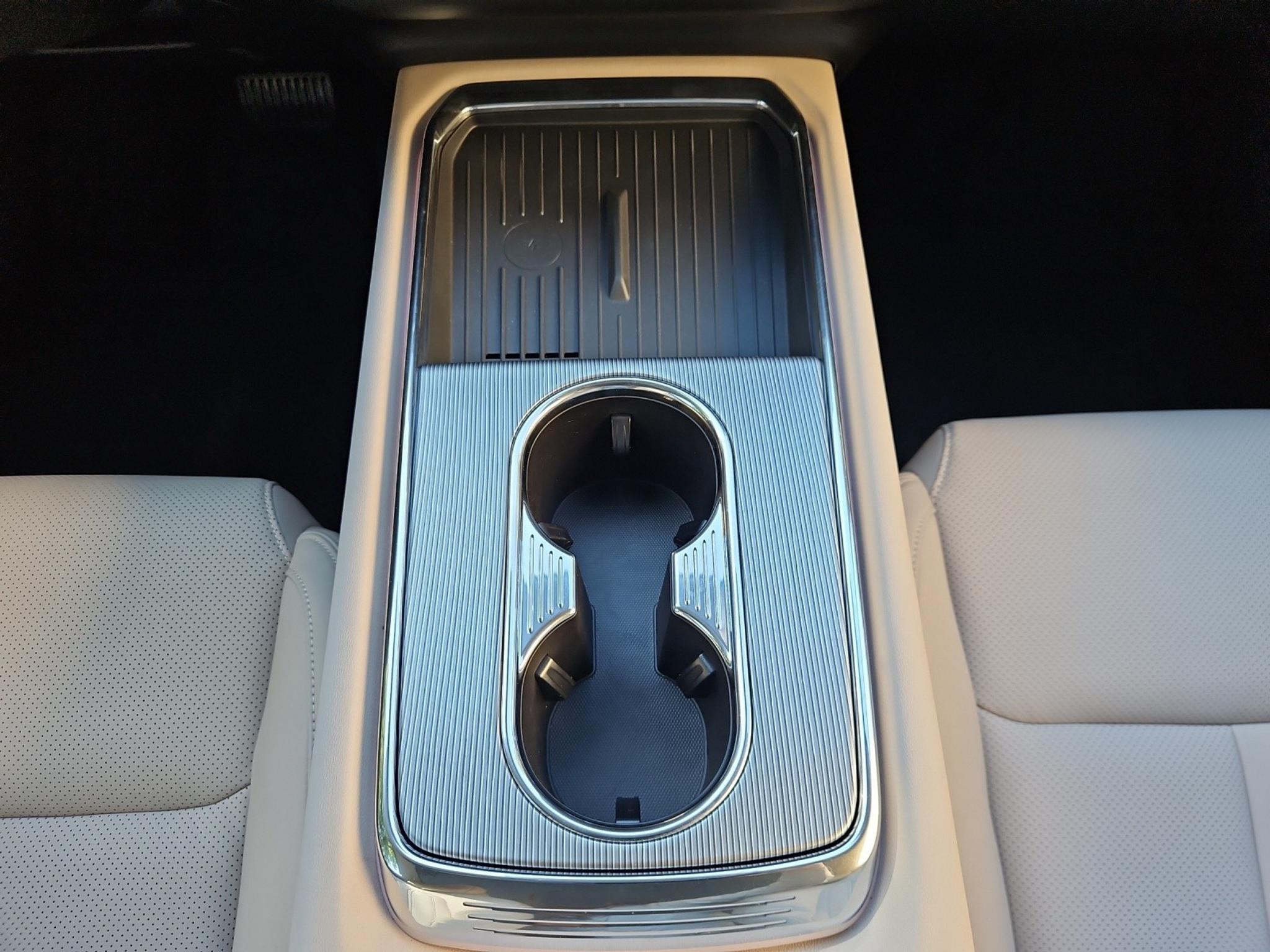 listing desktop thumbnail image 12