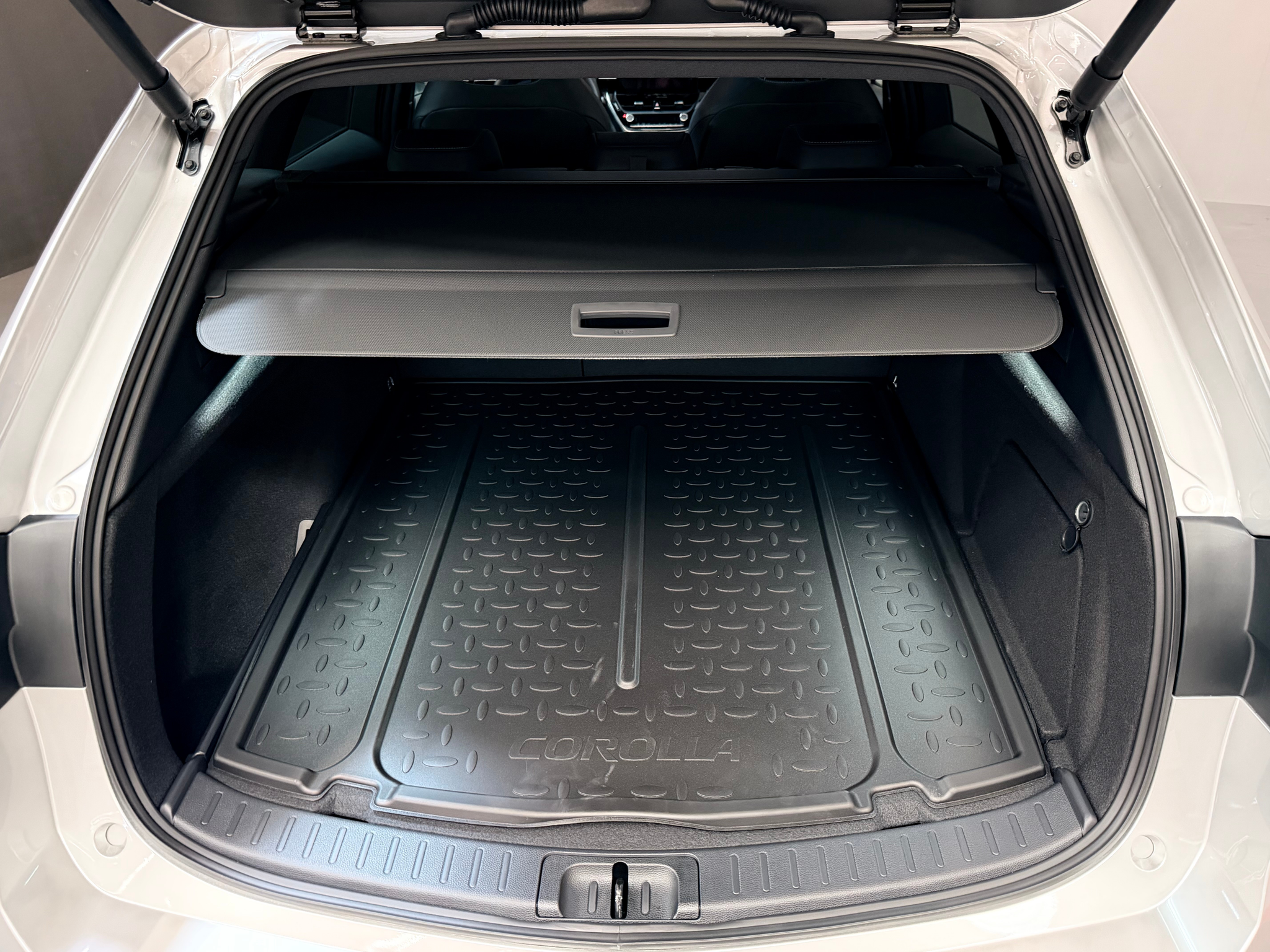 listing desktop thumbnail image 10