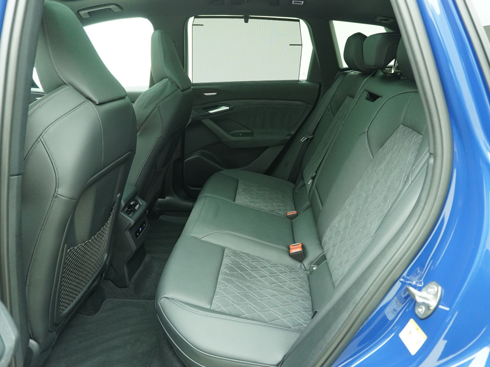 listing desktop thumbnail image 13