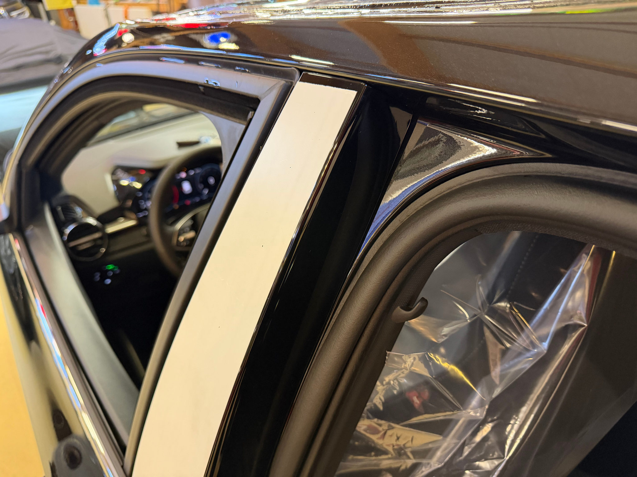 listing desktop thumbnail image 13