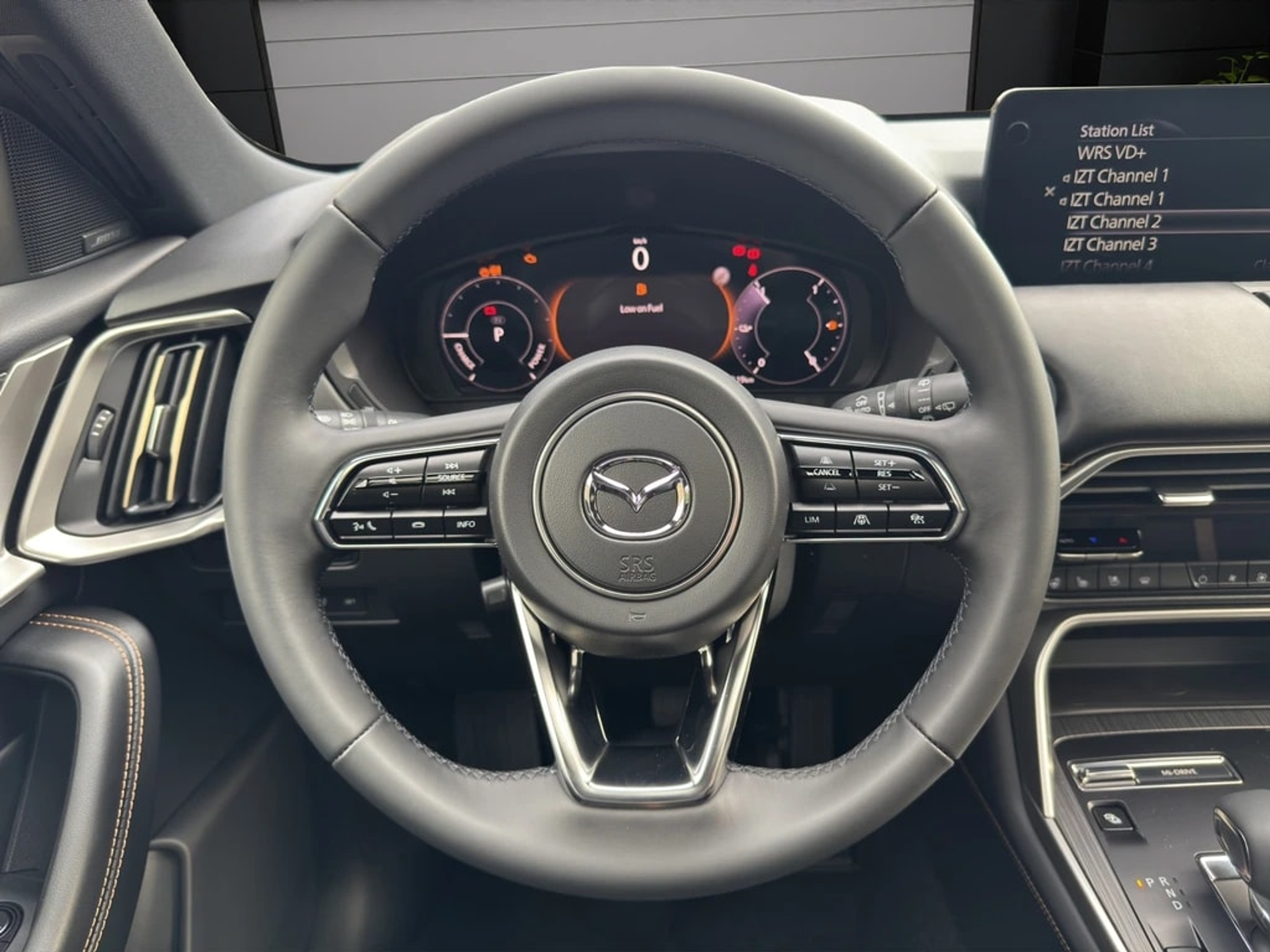 listing desktop thumbnail image 11