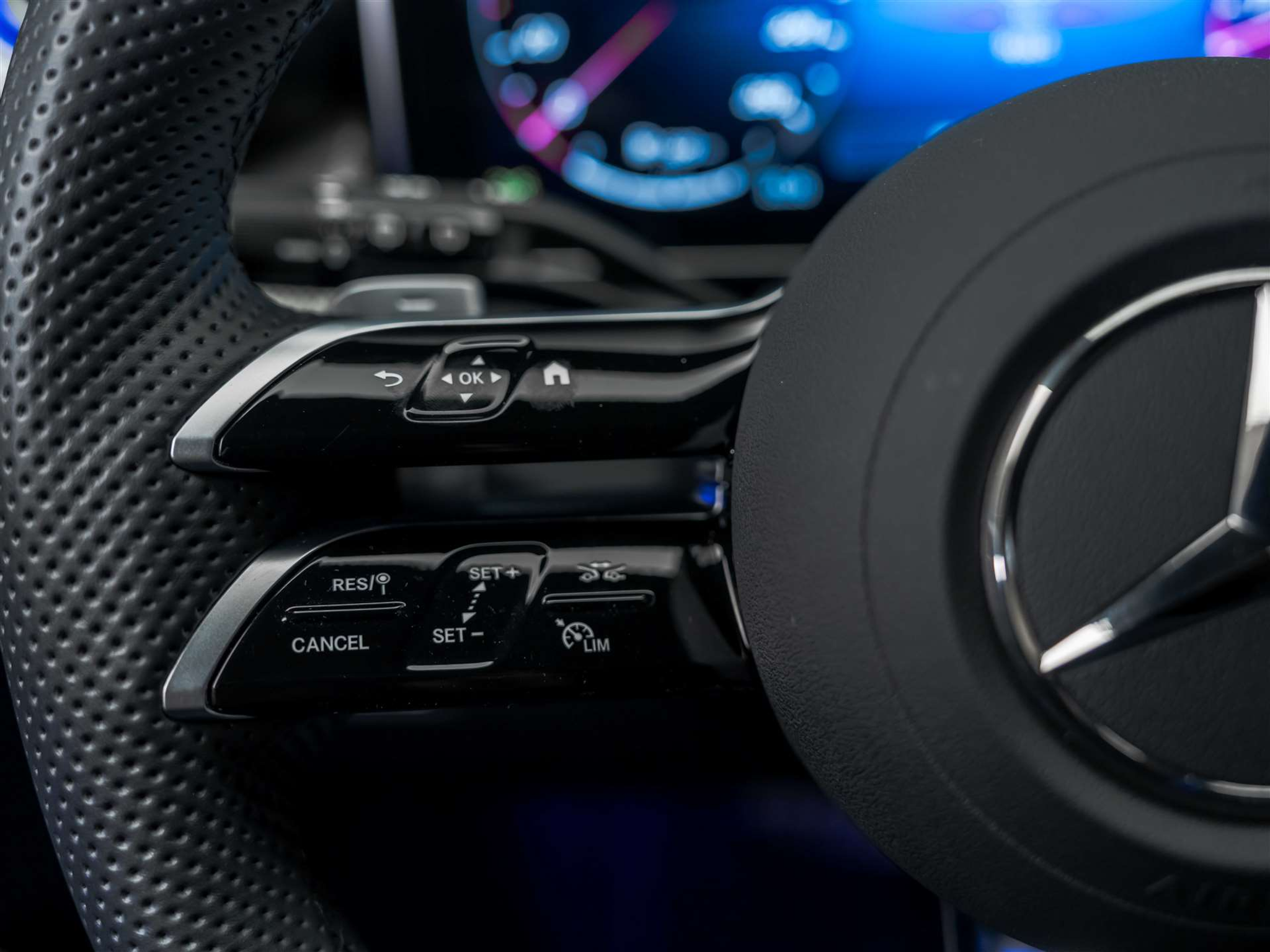 listing desktop thumbnail image 28