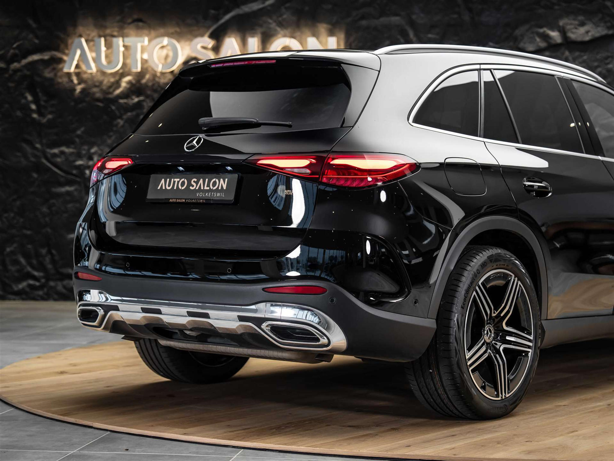 listing desktop thumbnail image 18