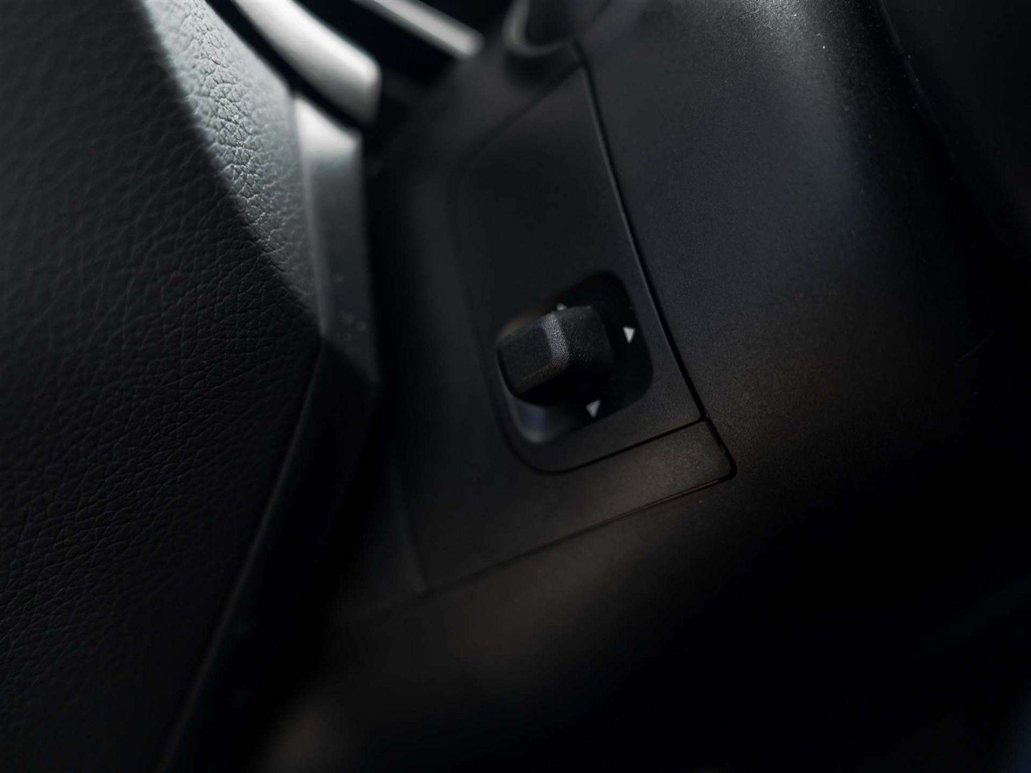 listing desktop thumbnail image 26