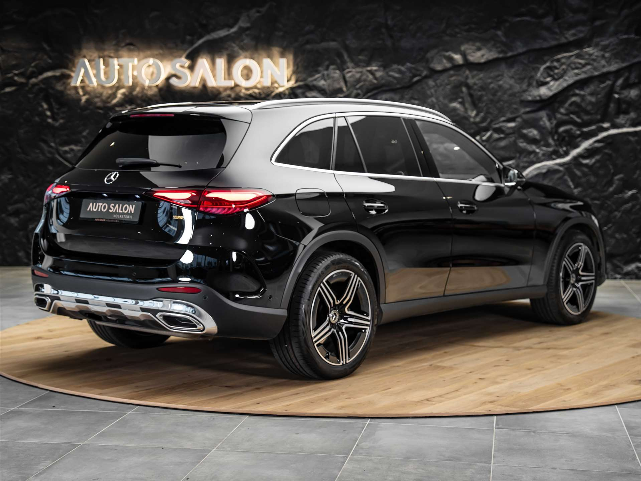 listing desktop thumbnail image 17