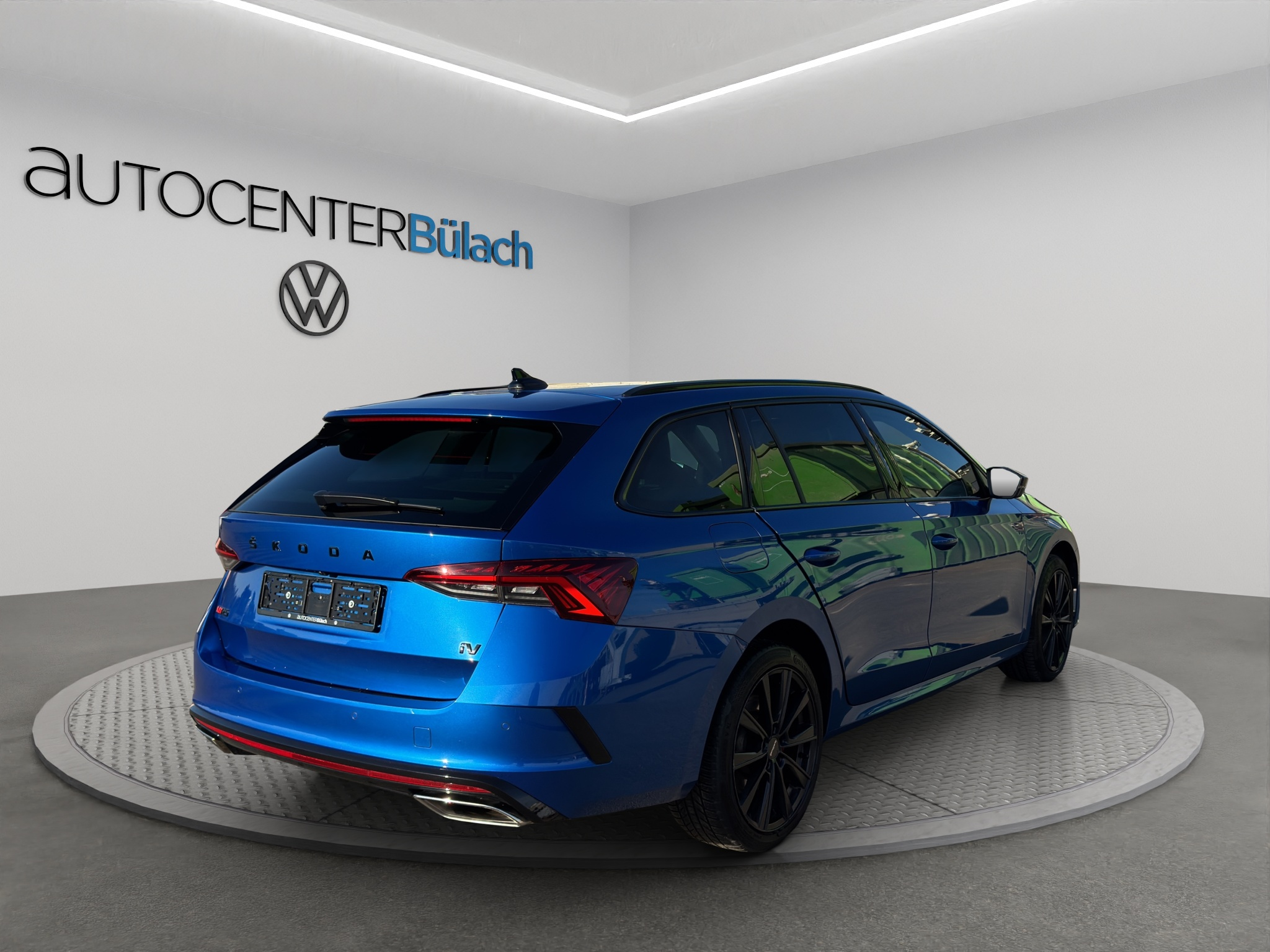 listing desktop thumbnail image 4