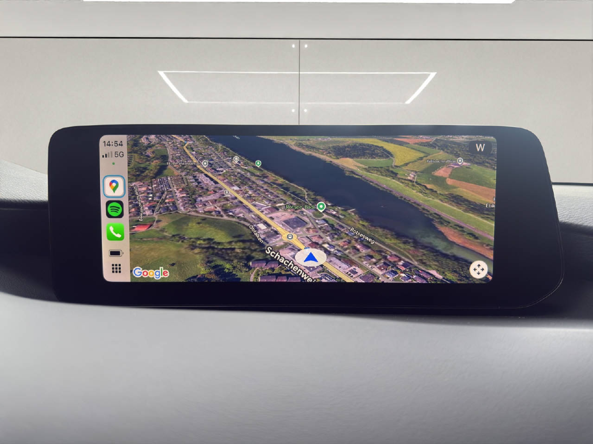 listing desktop thumbnail image 8