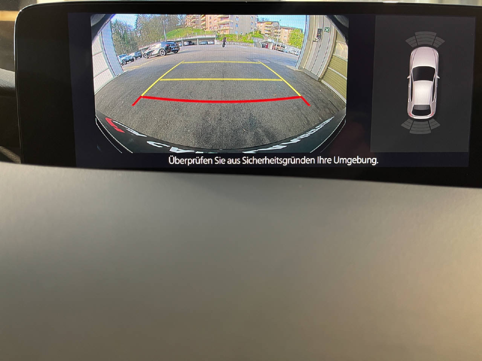 listing desktop thumbnail image 9