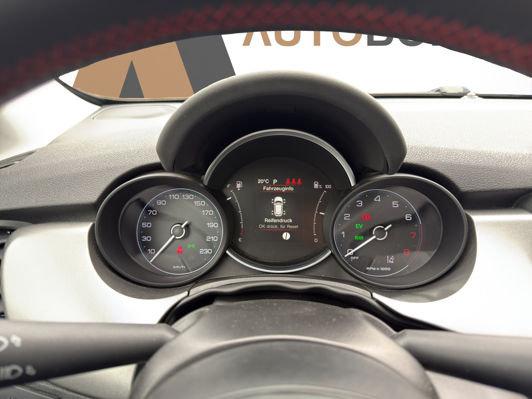 listing desktop thumbnail image 14