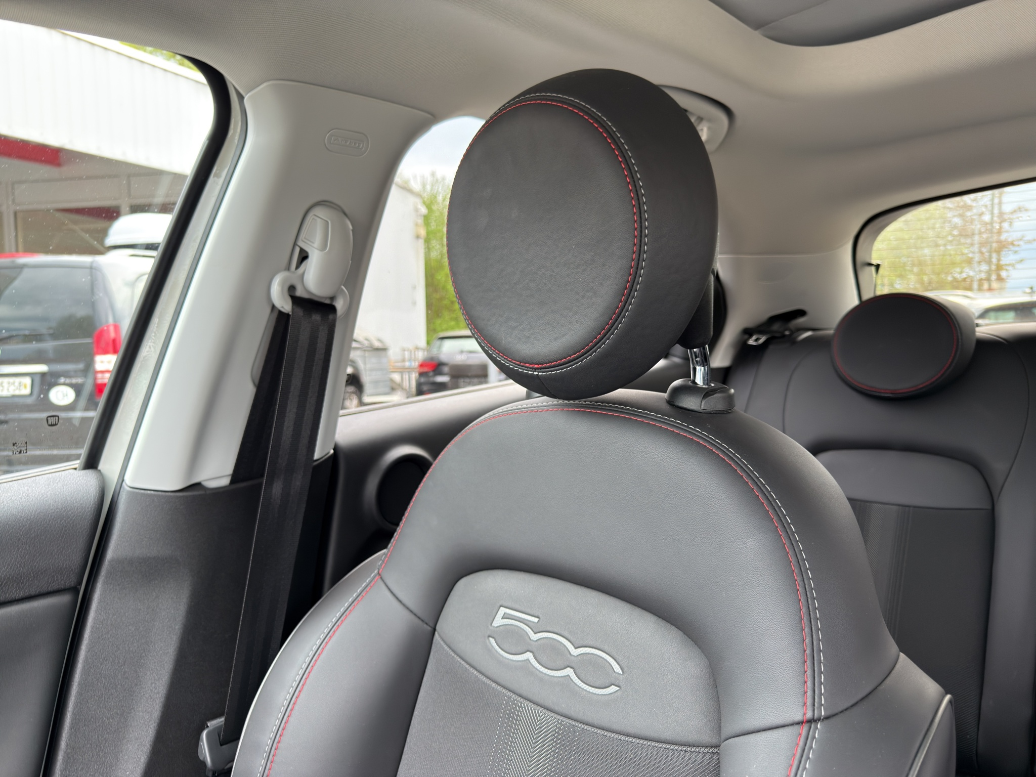 listing desktop thumbnail image 30