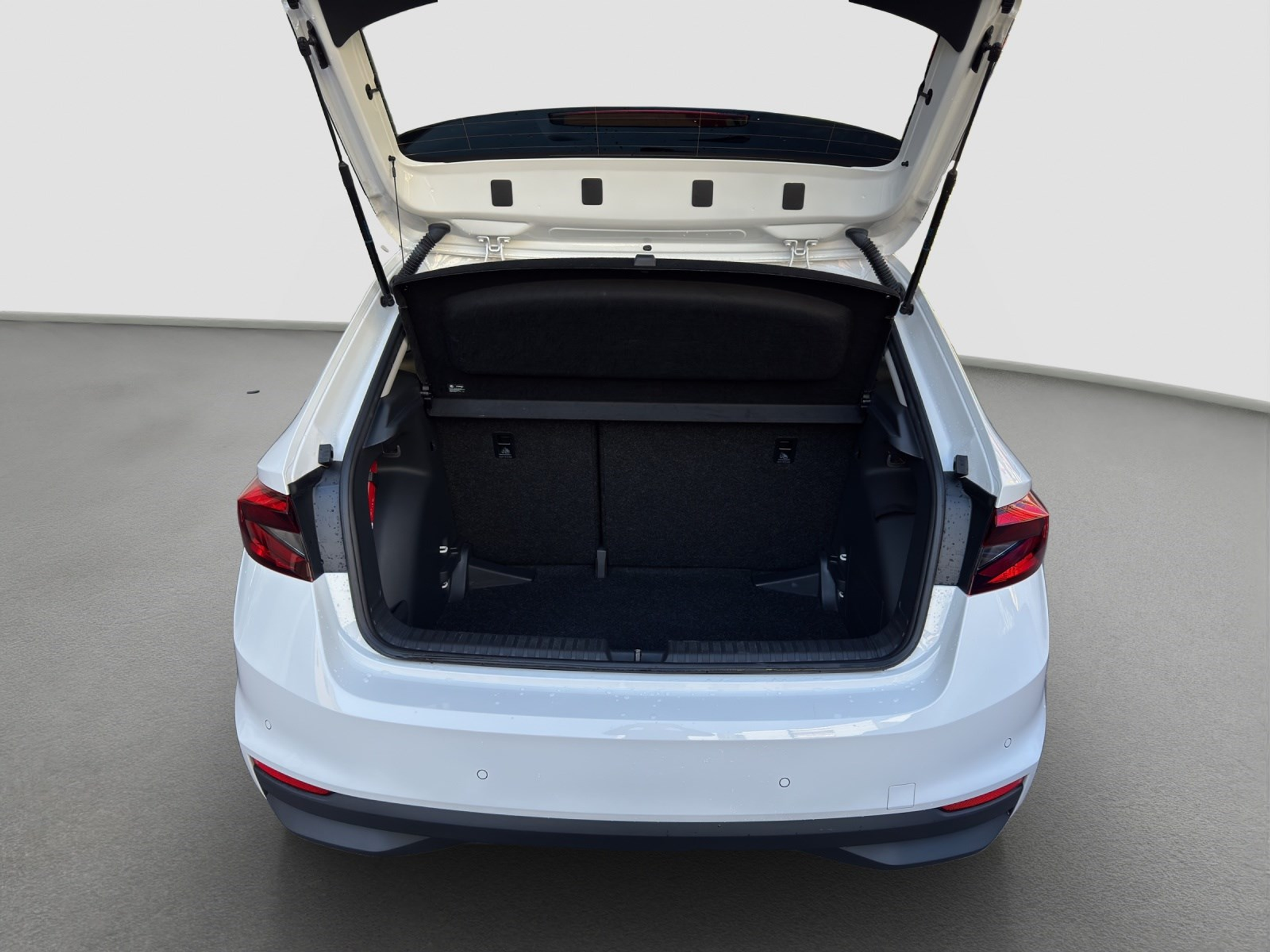 listing desktop thumbnail image 8