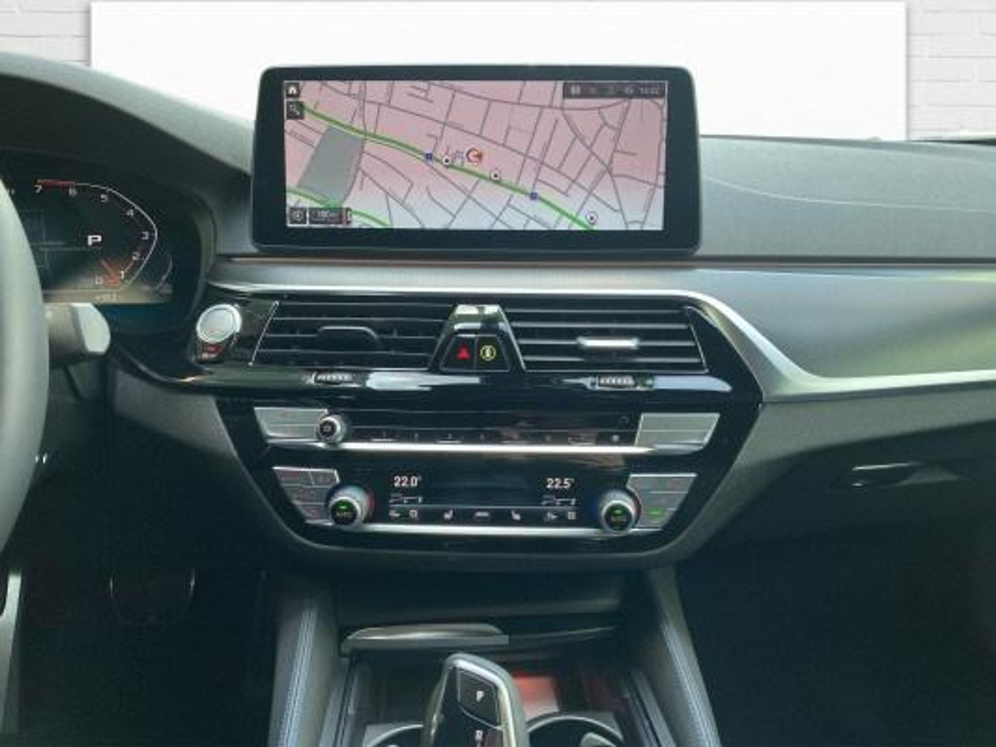 listing desktop thumbnail image 9