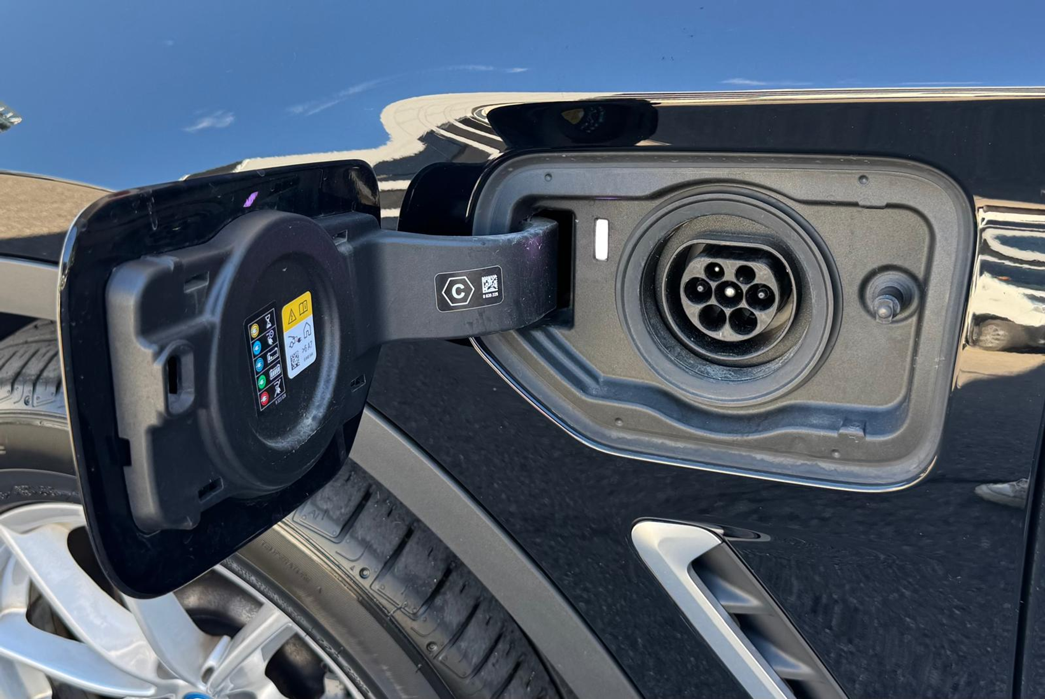 listing desktop thumbnail image 19