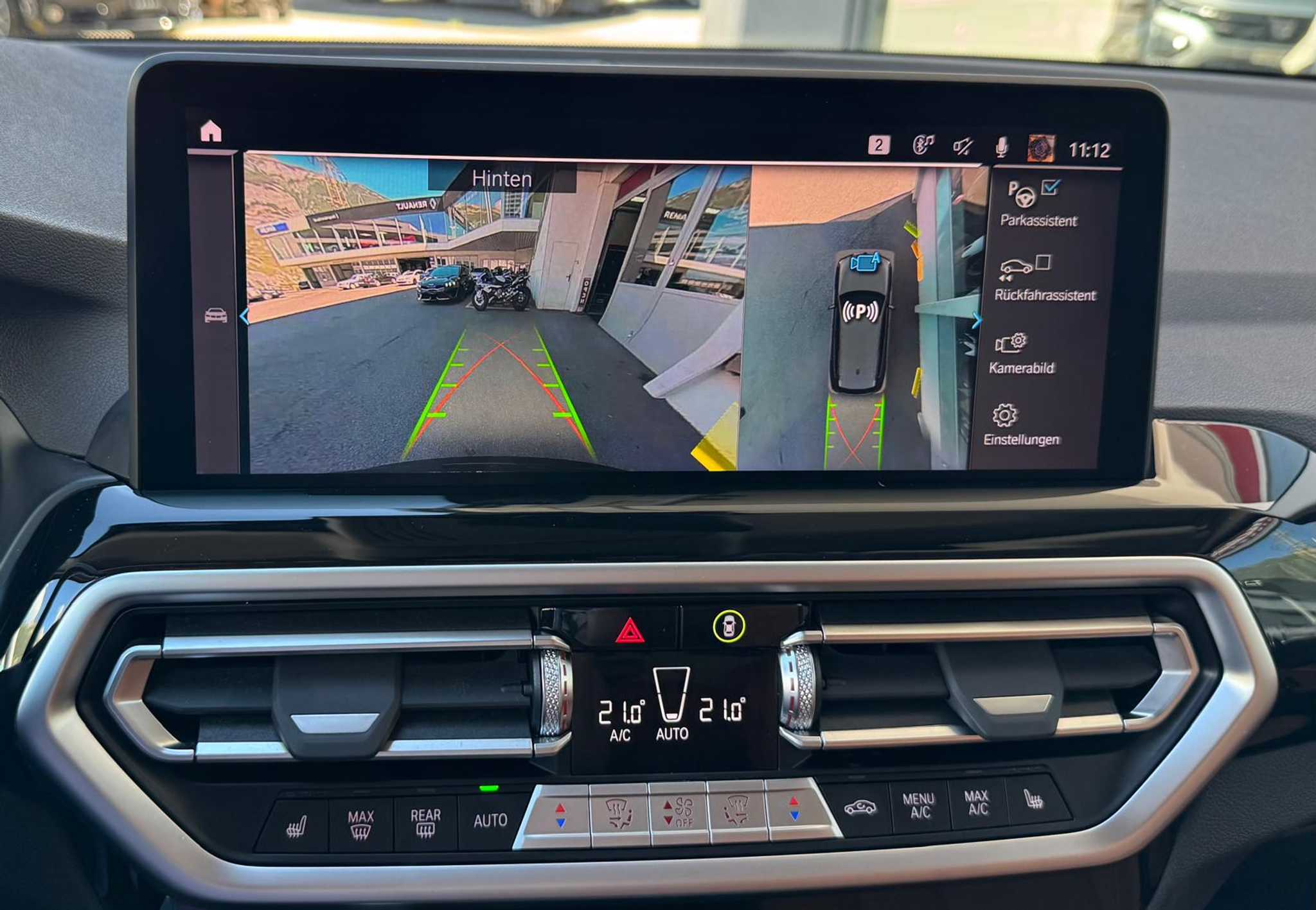 listing desktop thumbnail image 16