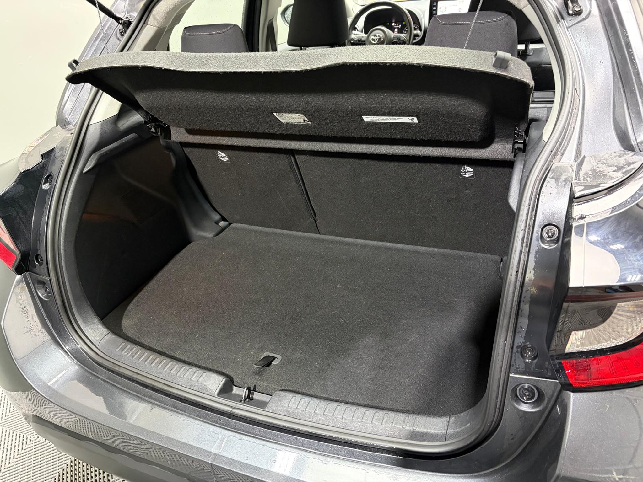 listing desktop thumbnail image 26