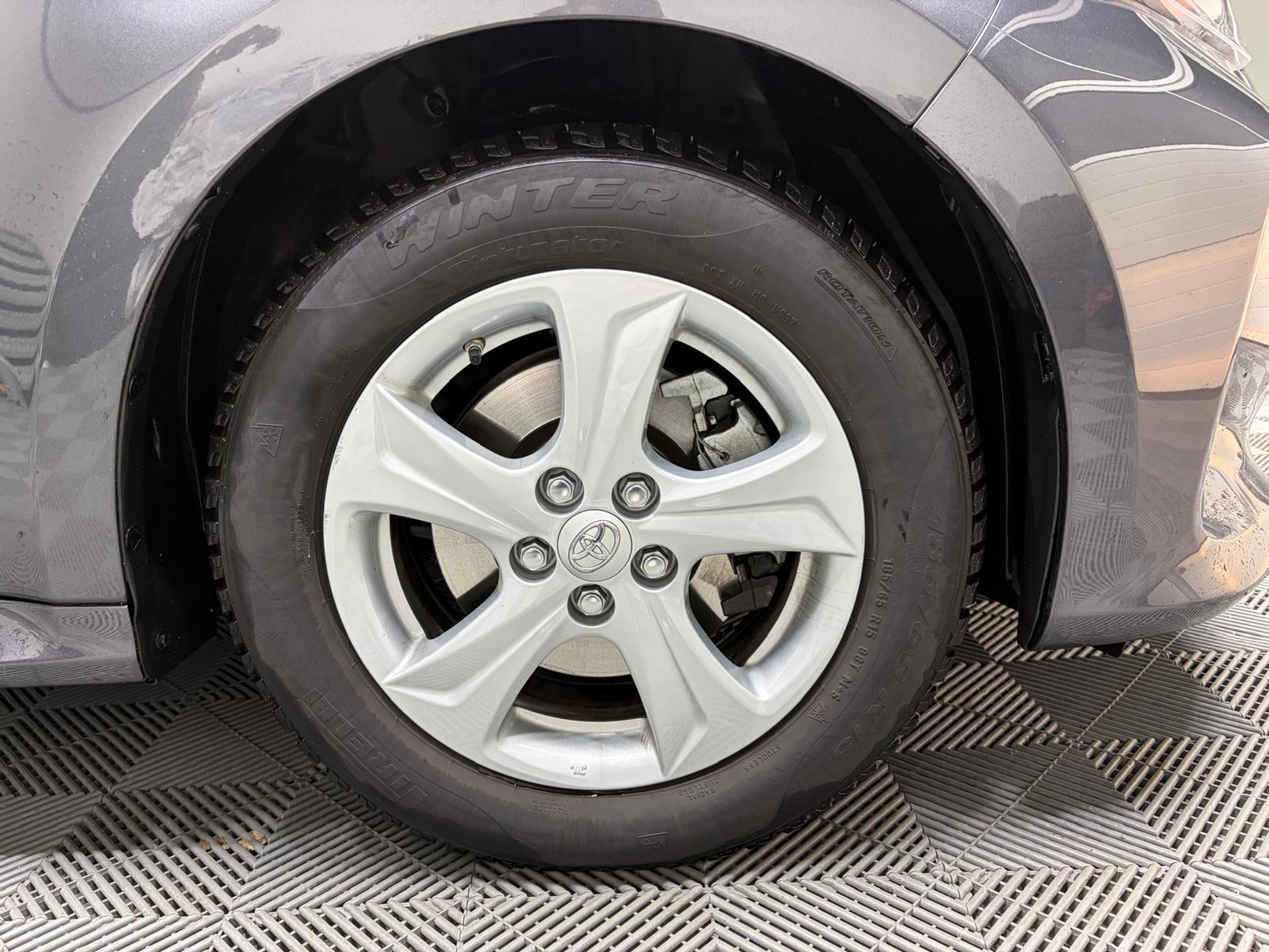 listing desktop thumbnail image 27