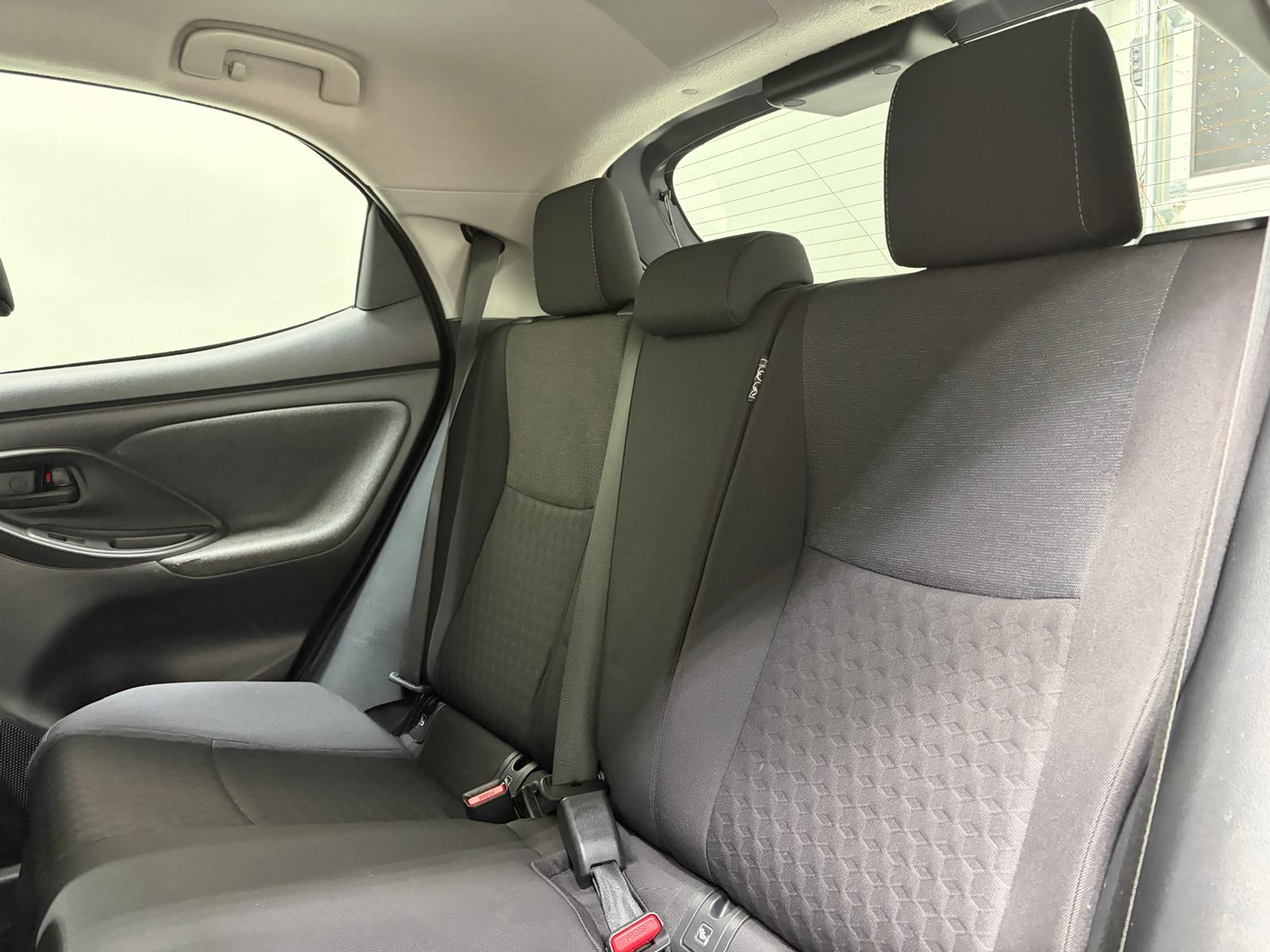 listing desktop thumbnail image 12