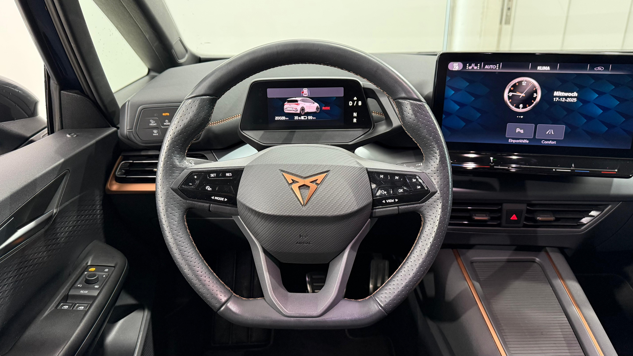 listing desktop thumbnail image 8