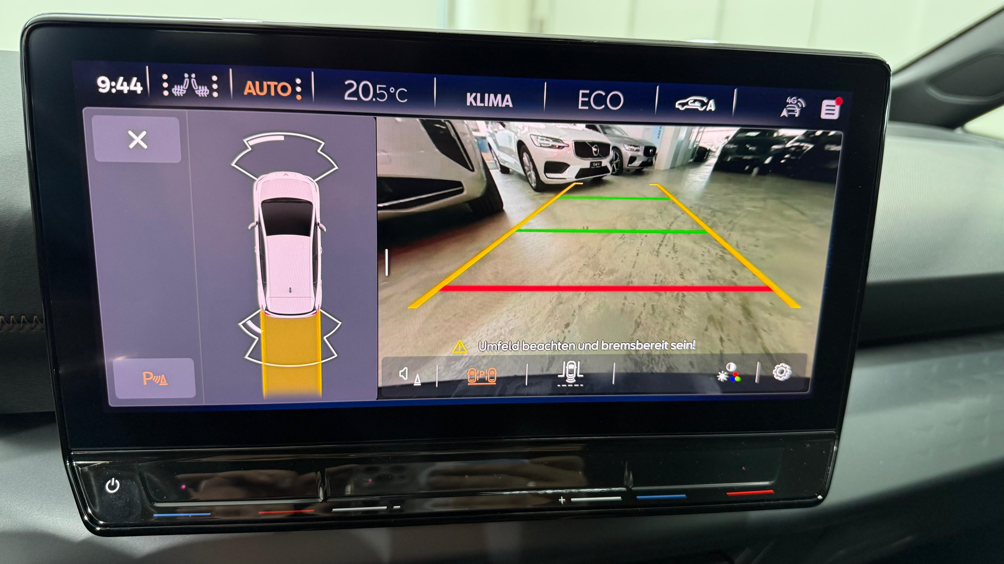 listing desktop thumbnail image 4