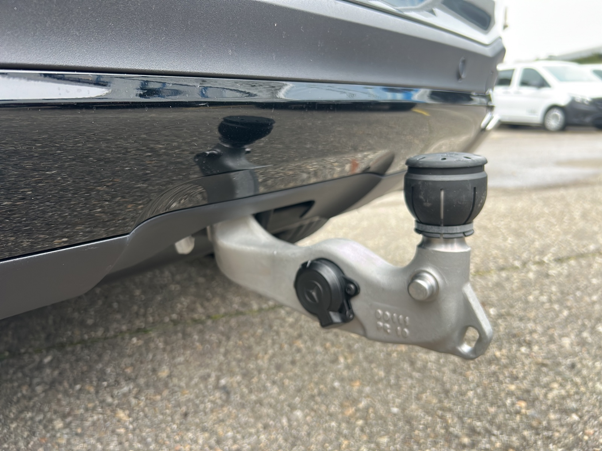 listing desktop thumbnail image 18