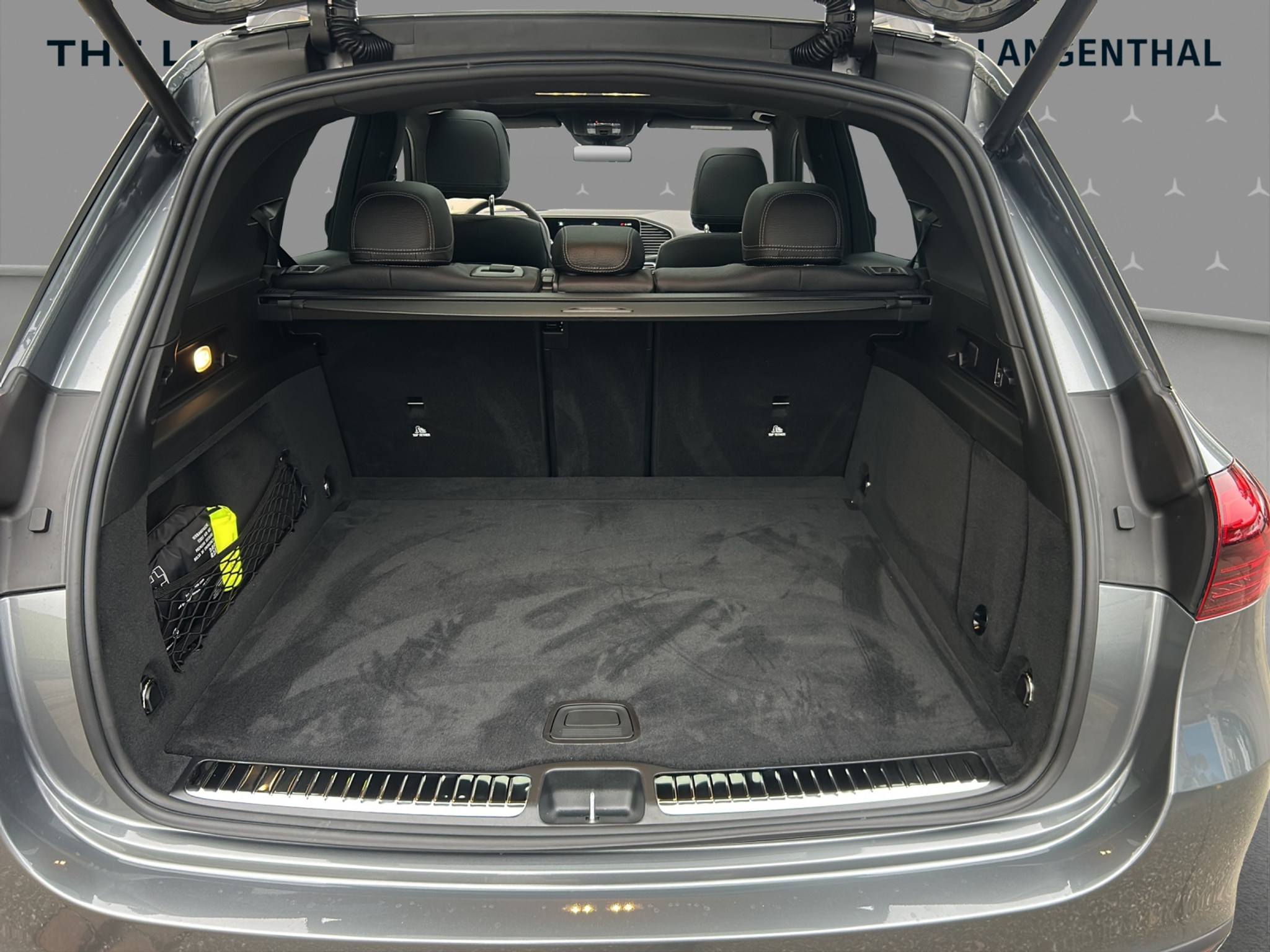 listing desktop thumbnail image 17