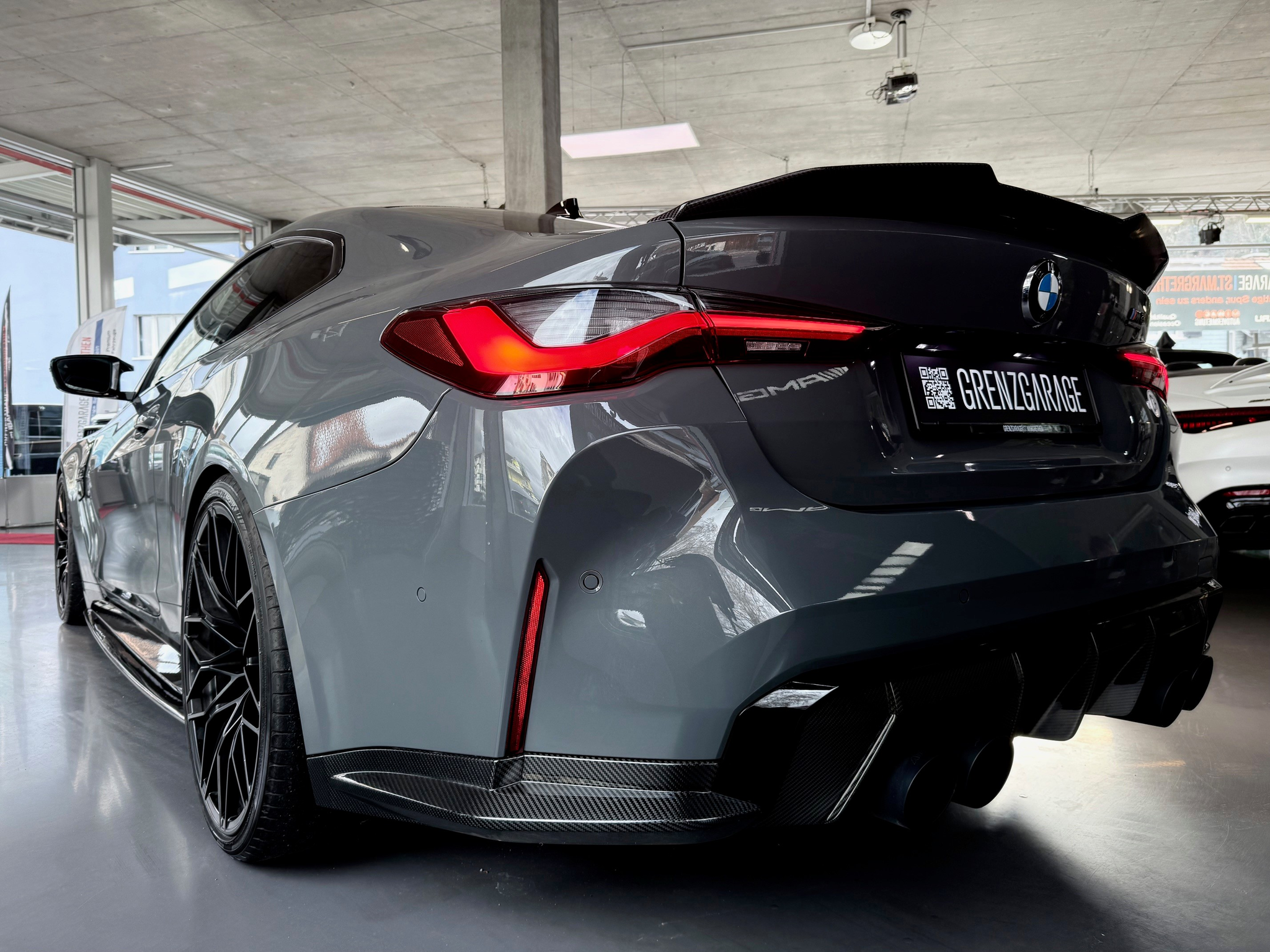 listing desktop thumbnail image 7