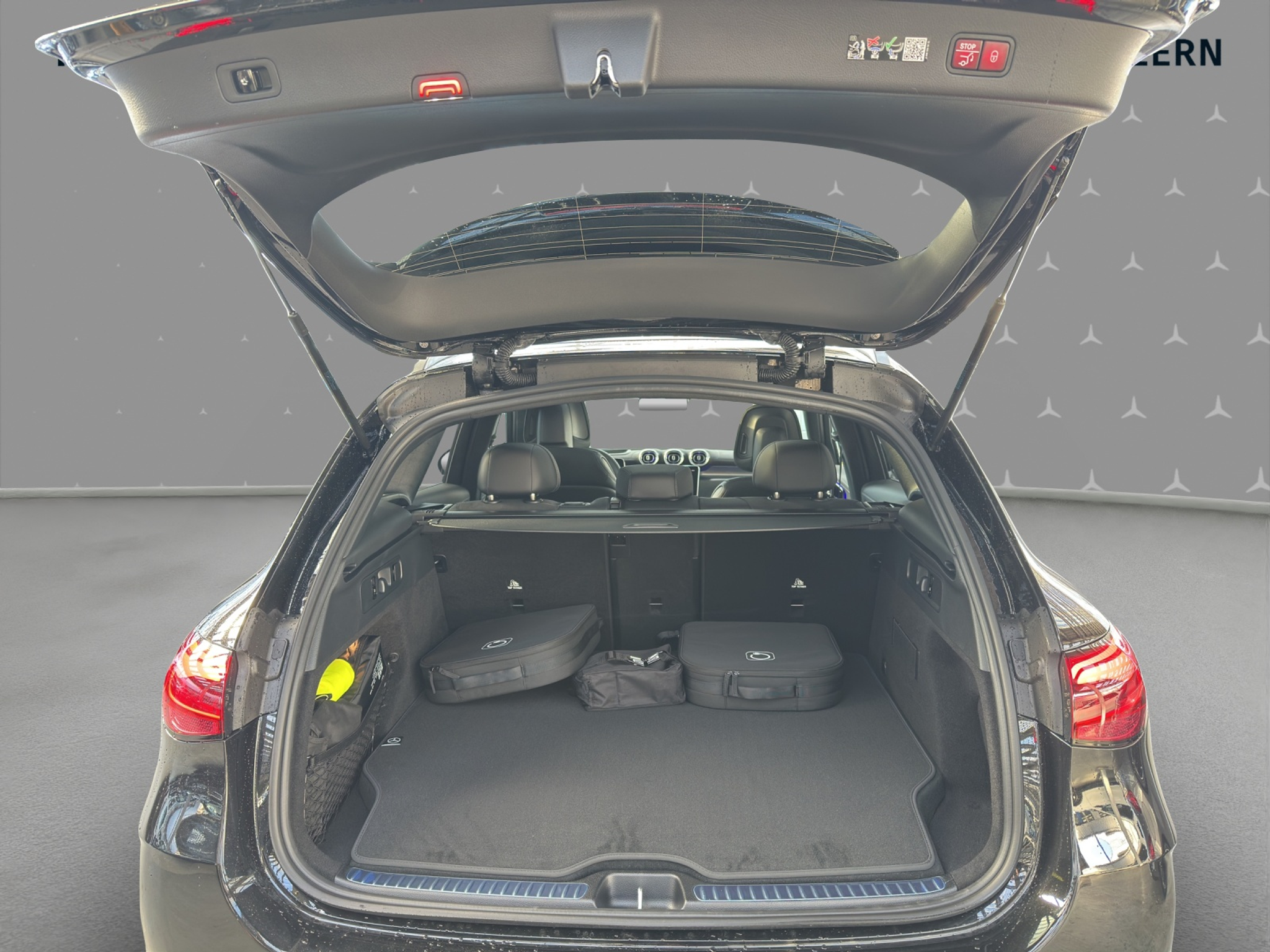 listing desktop thumbnail image 17