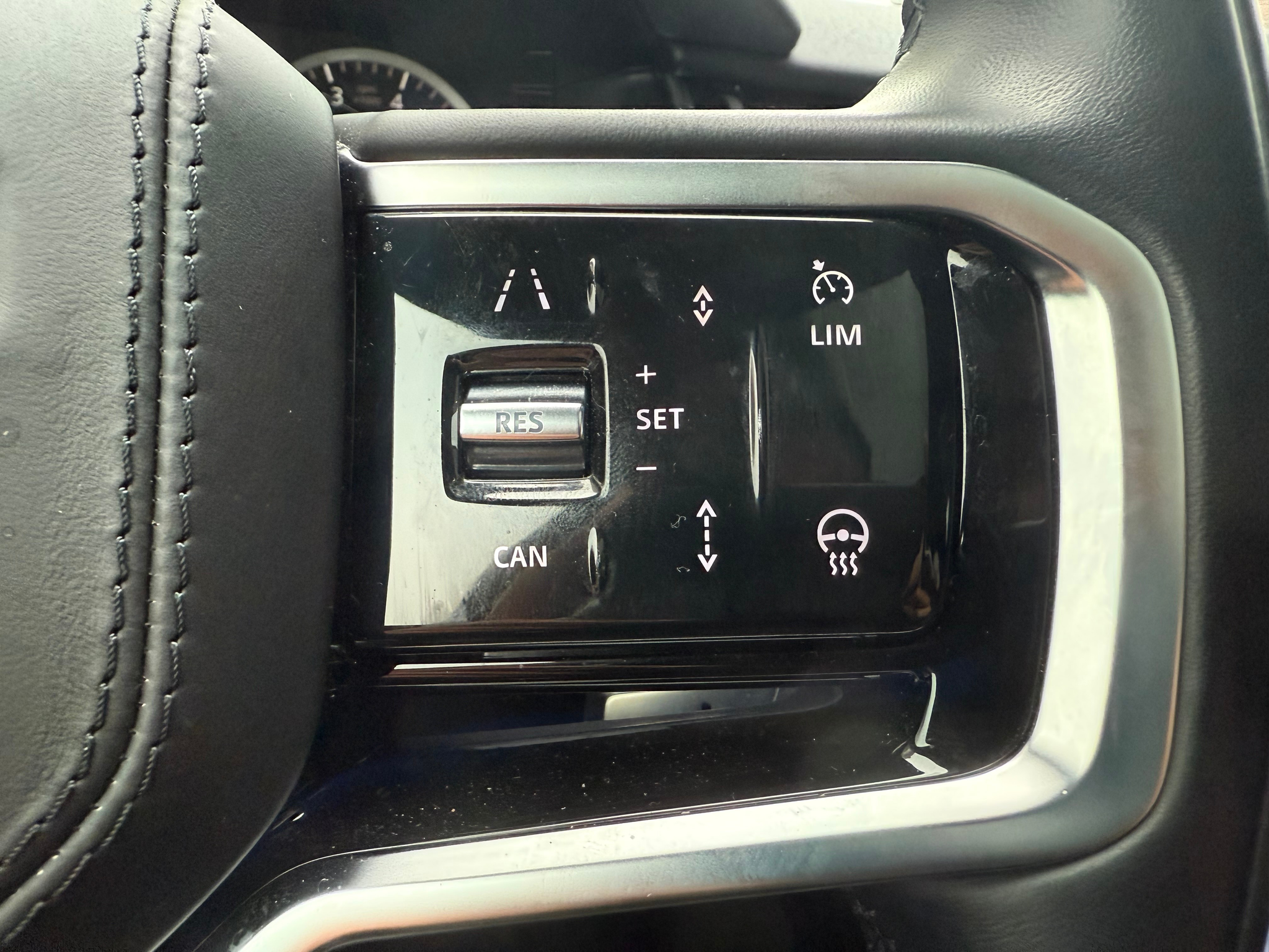 listing desktop thumbnail image 19