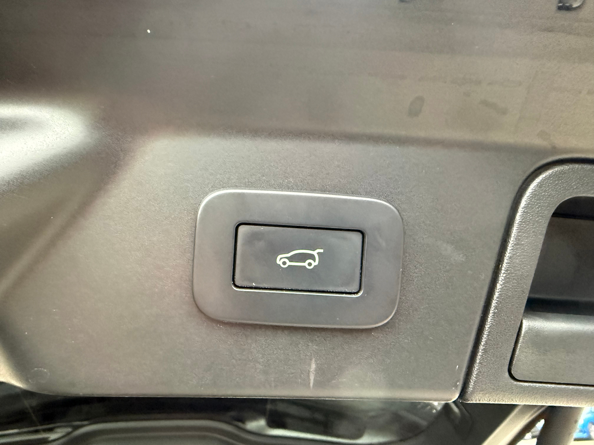 listing desktop thumbnail image 6