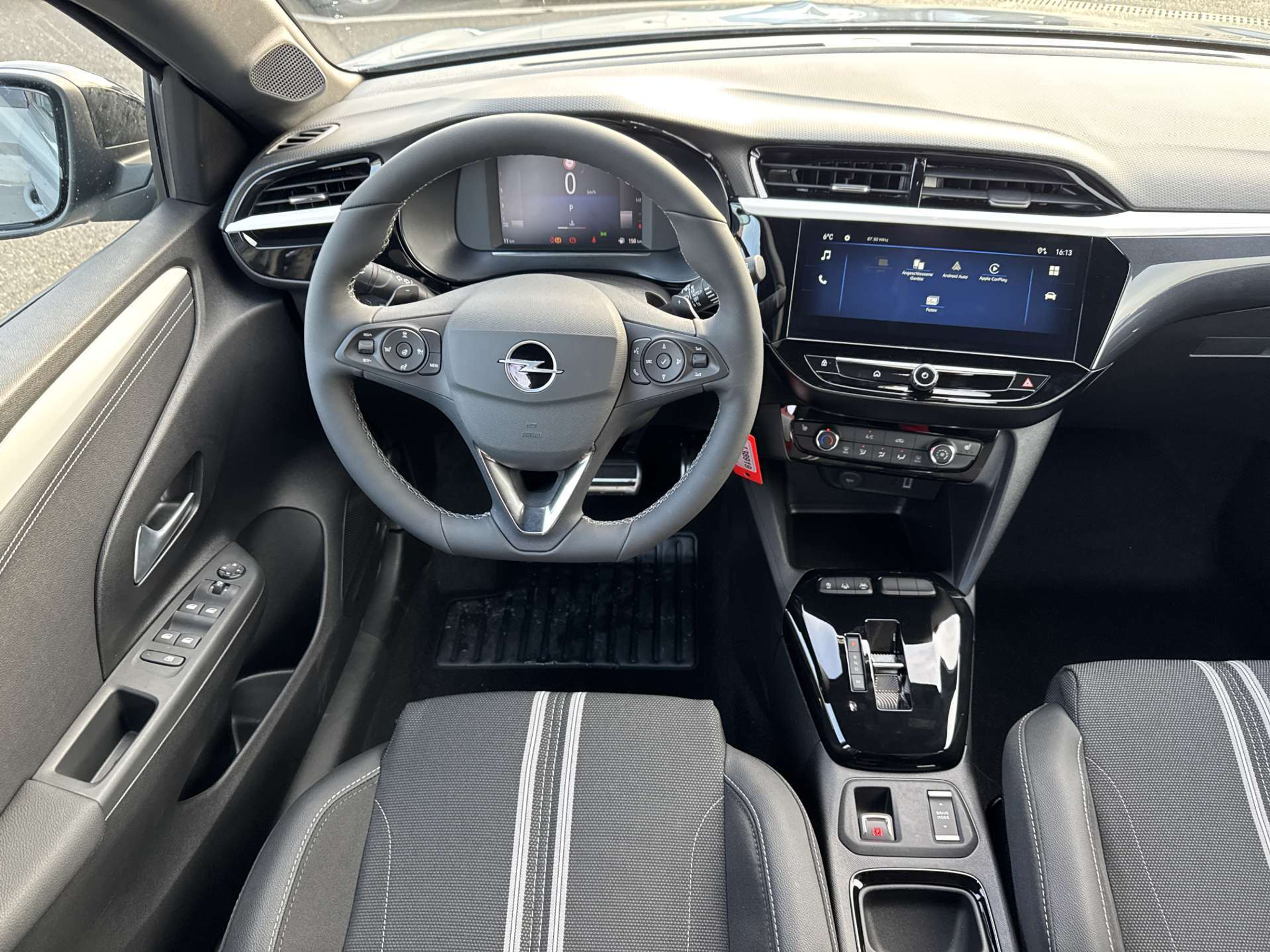 listing desktop thumbnail image 4