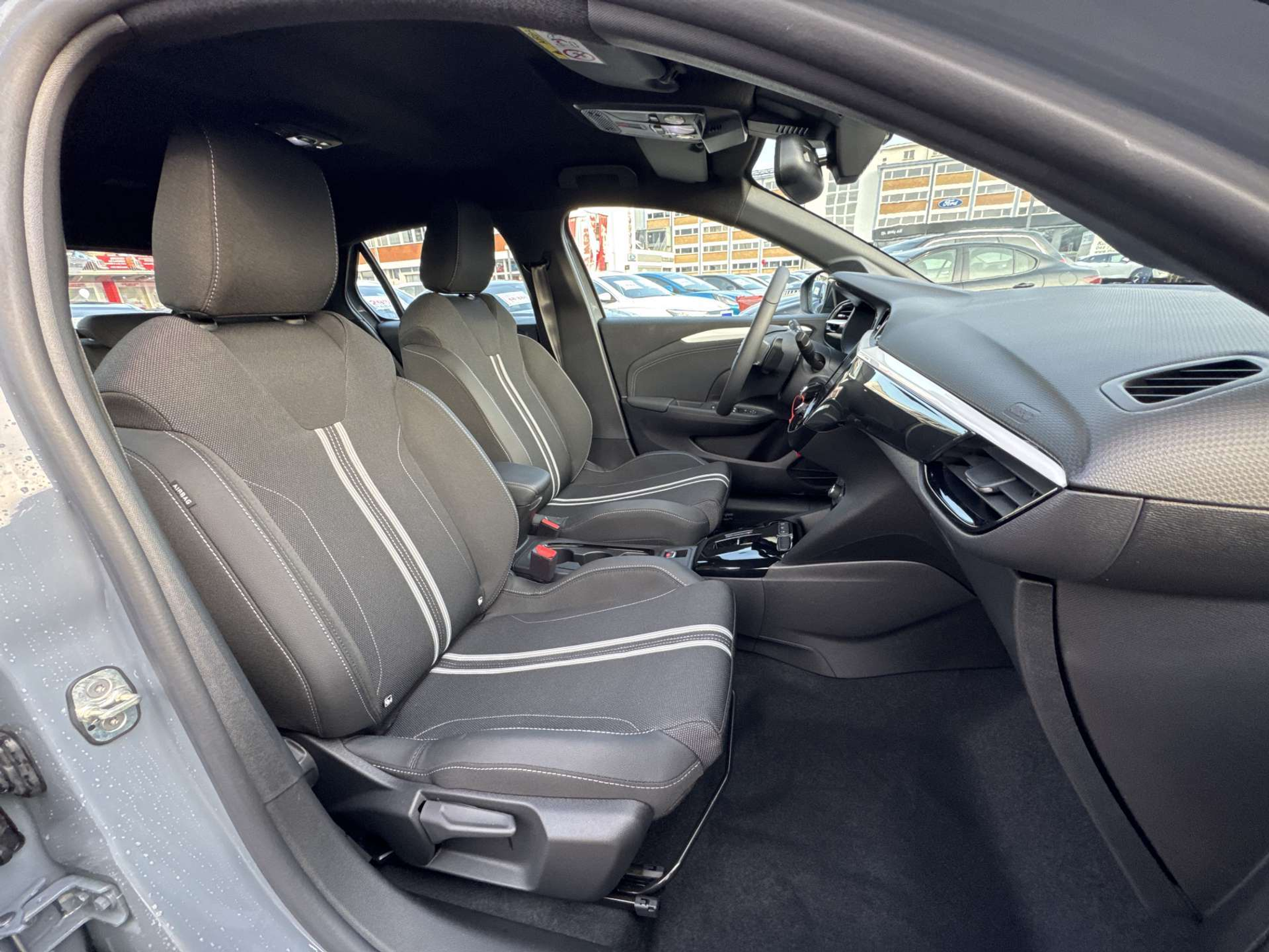 listing desktop thumbnail image 12