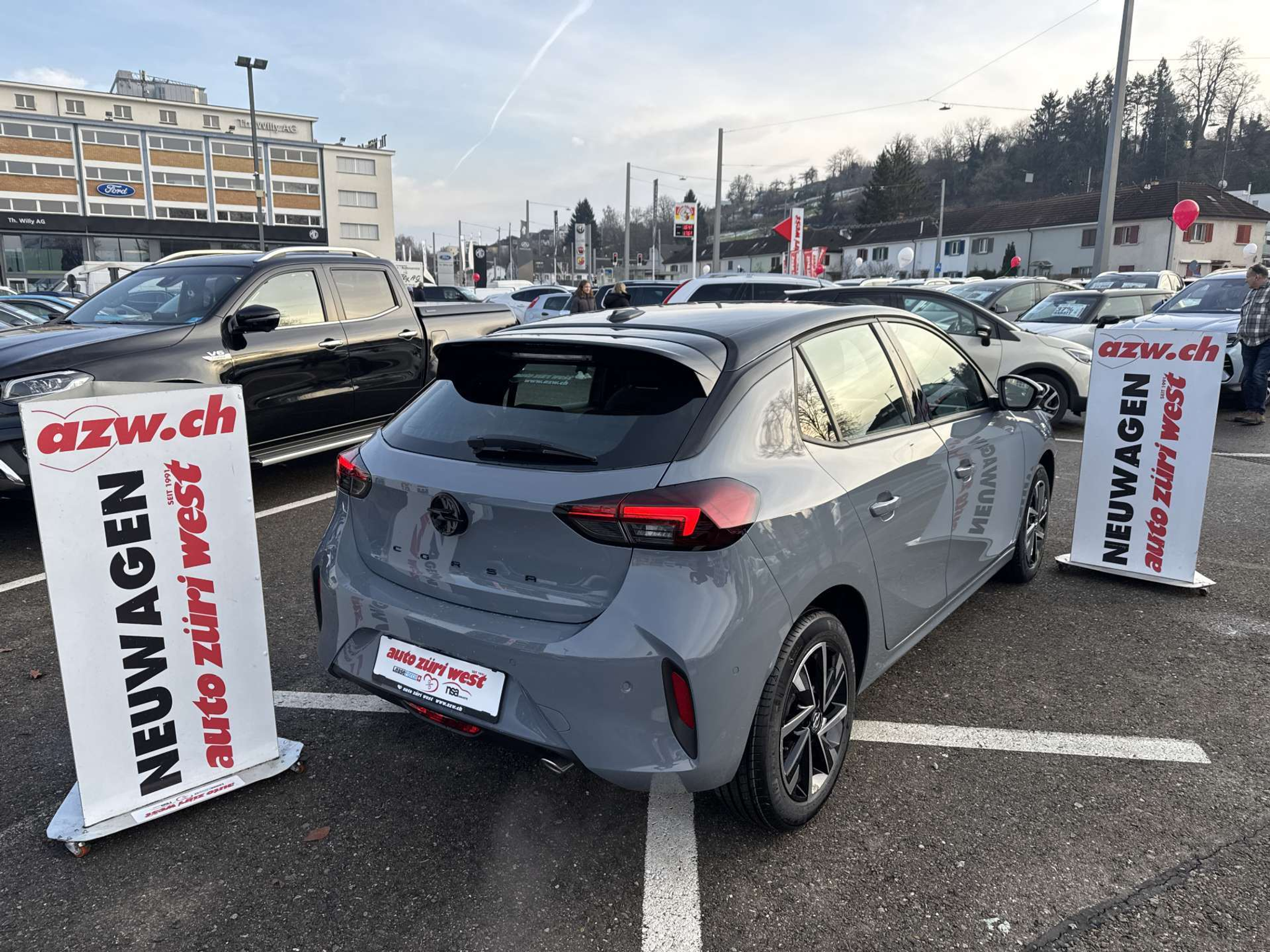 listing desktop thumbnail image 2