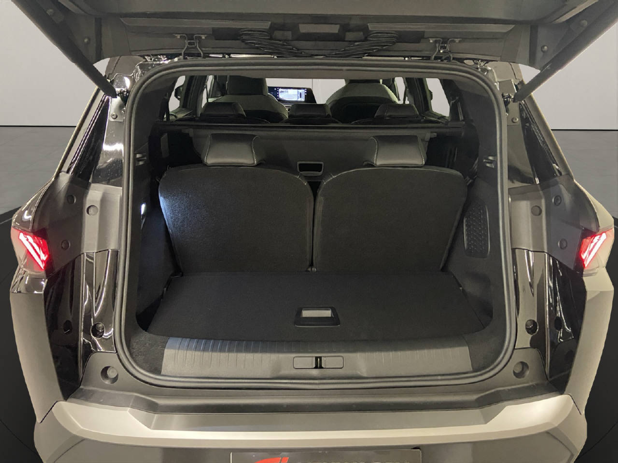 listing desktop thumbnail image 13