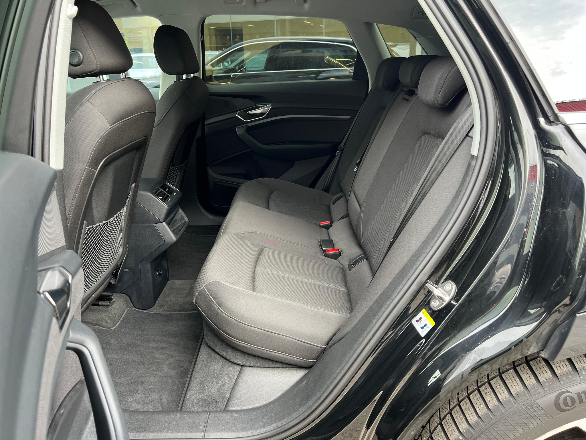 listing desktop thumbnail image 10