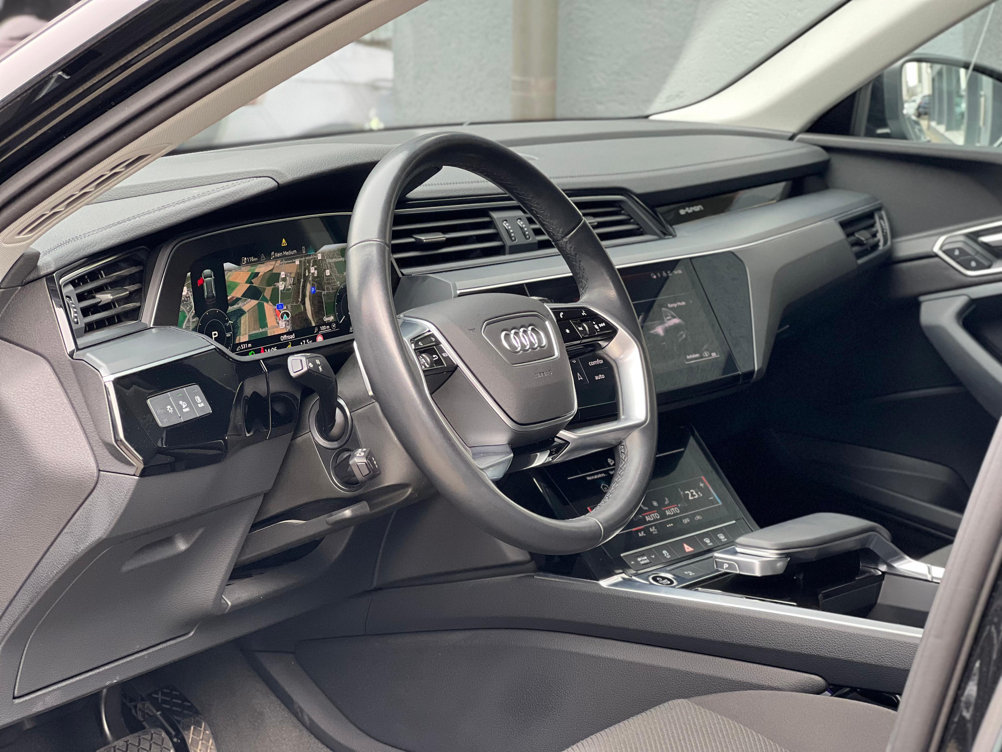 listing desktop thumbnail image 7