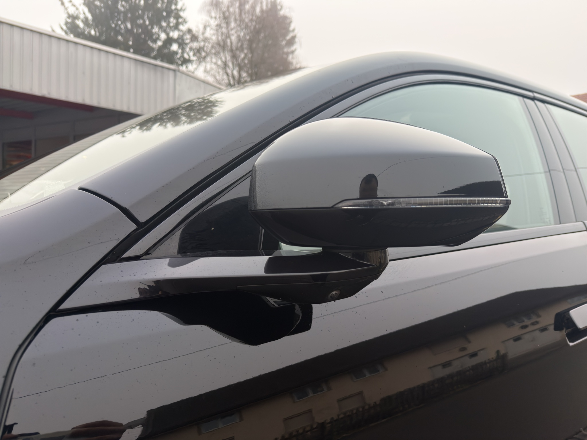 listing desktop thumbnail image 22