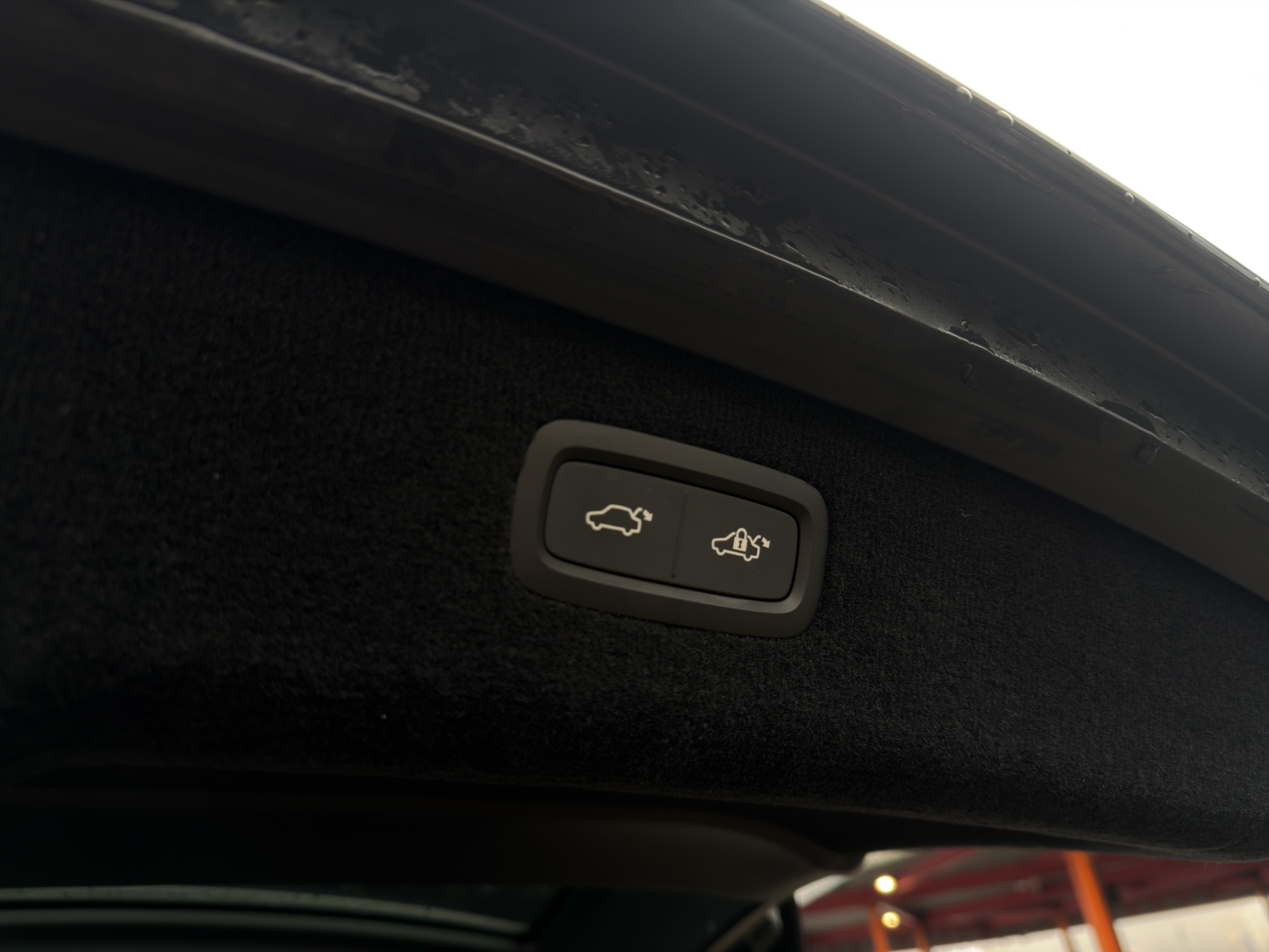 listing desktop thumbnail image 21