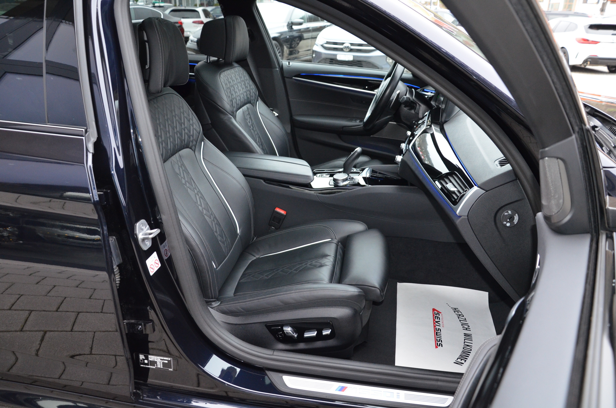 listing desktop thumbnail image 15