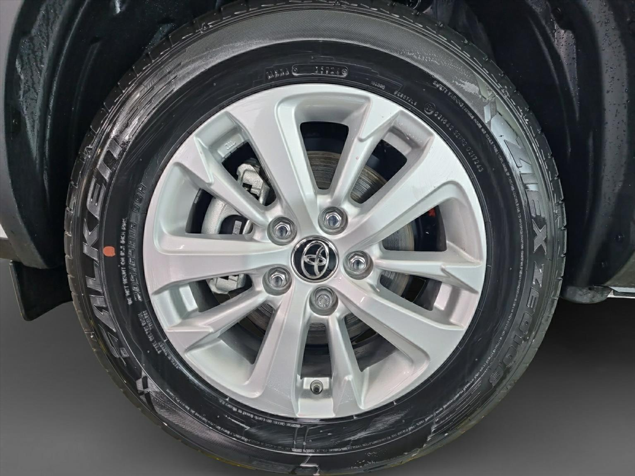 listing desktop thumbnail image 15