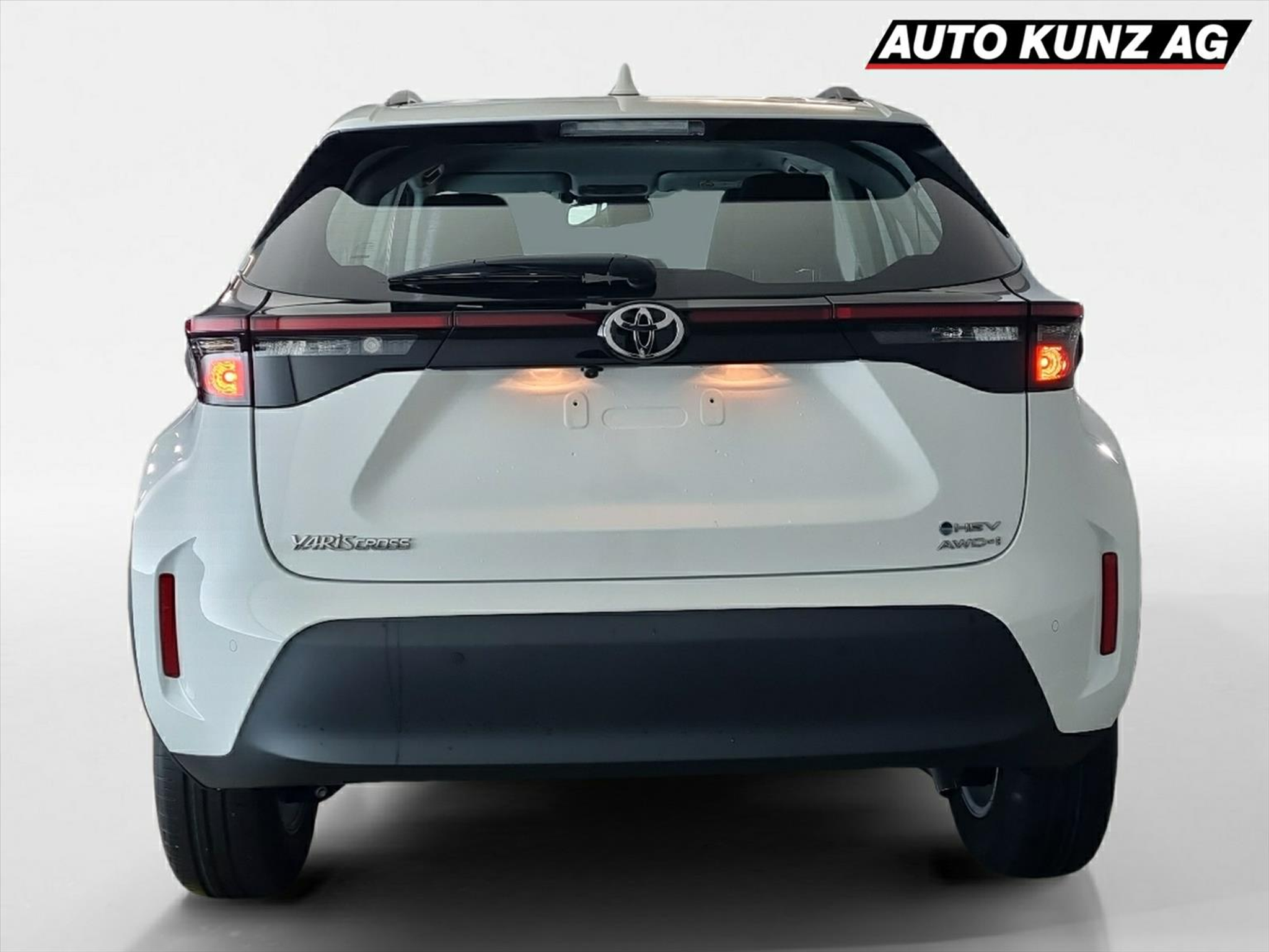 listing desktop thumbnail image 3